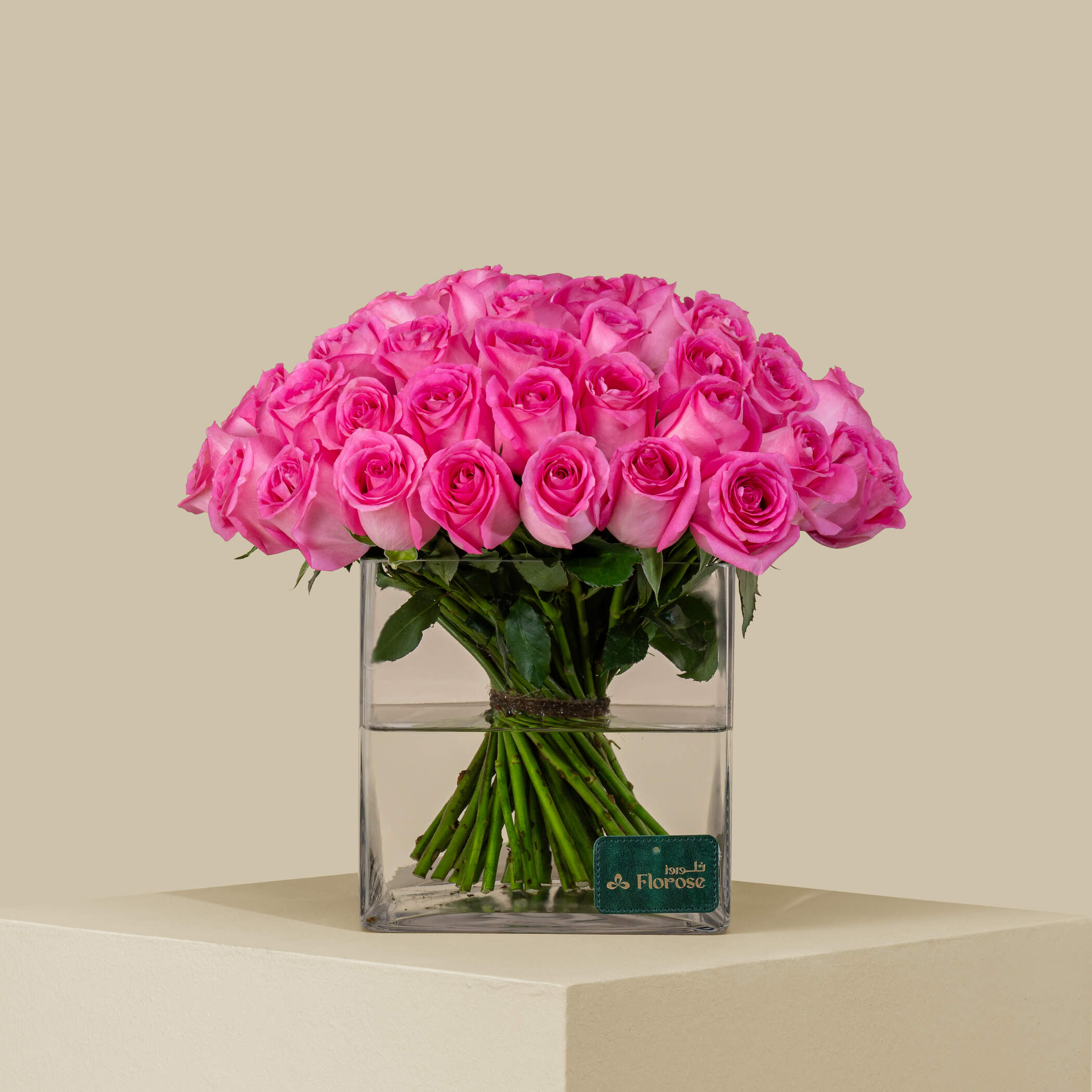 Magnificent Rose Square Vase Dark Pink | 50 Flowers Magnificent Rose Square Vase Dark Pink | 50 Flowers