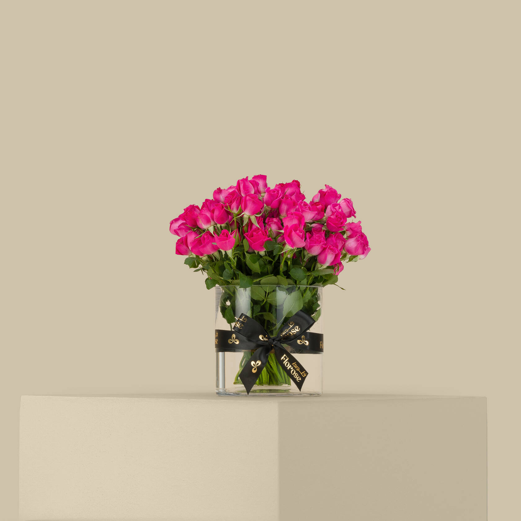 Dreamy Spray Rose Vase Fuchsia | 20 Flowers Dreamy Spray Rose Vase Fuchsia | 20 Flowers