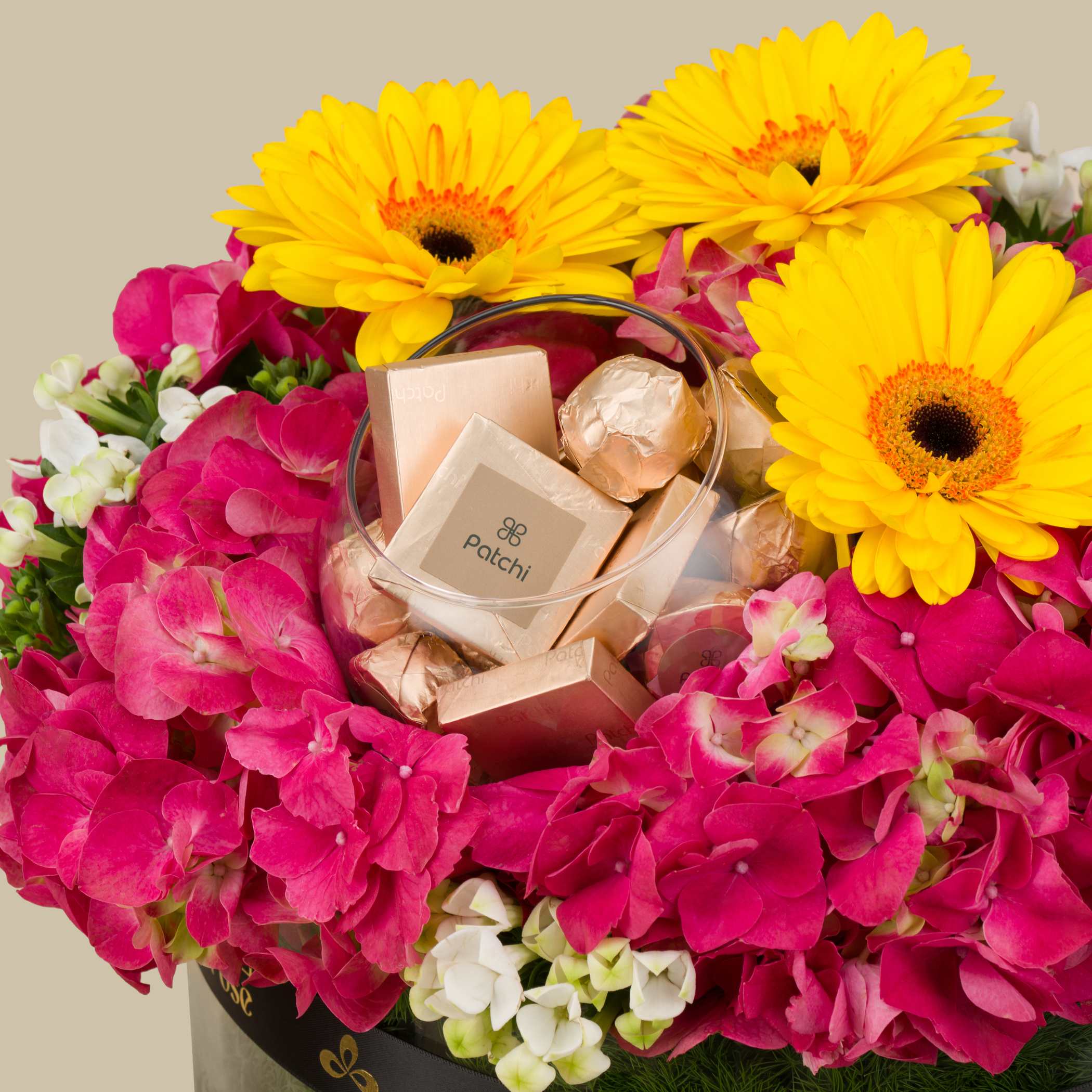 Patchi Chocolate | Happiness Garden Round Vase Patchi Chocolate | Happiness Garden Round Vase