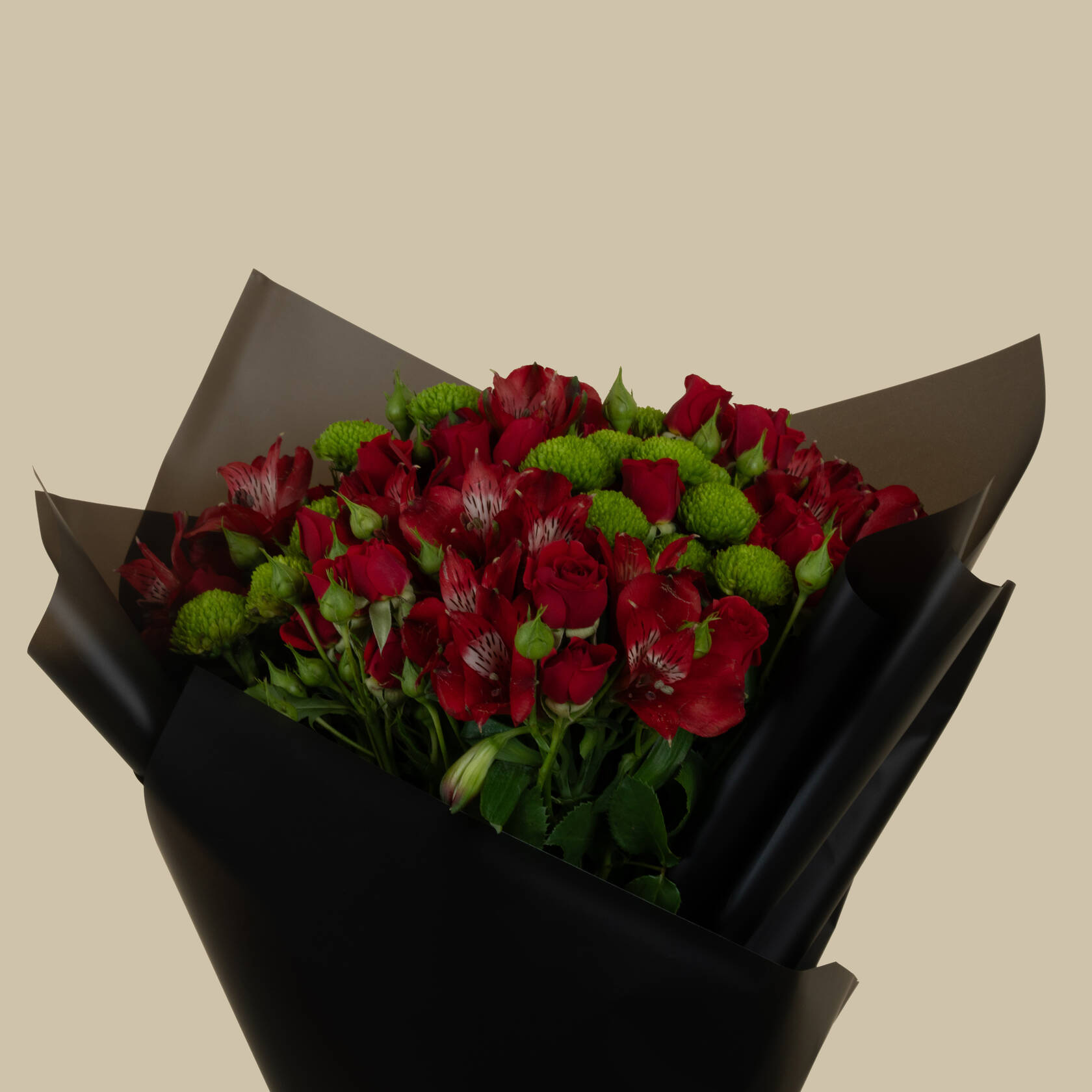 Munch Chocolate Velvet Cake | Everlasting Love Bouquet Munch Chocolate Velvet Cake | Everlasting Love Bouquet