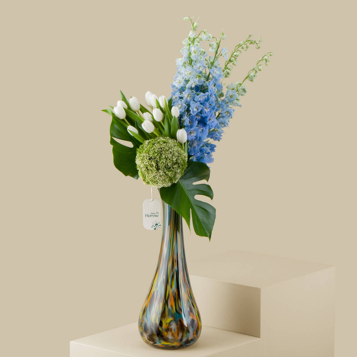 Blue Peal Premium Vase Blue Peal Premium Vase