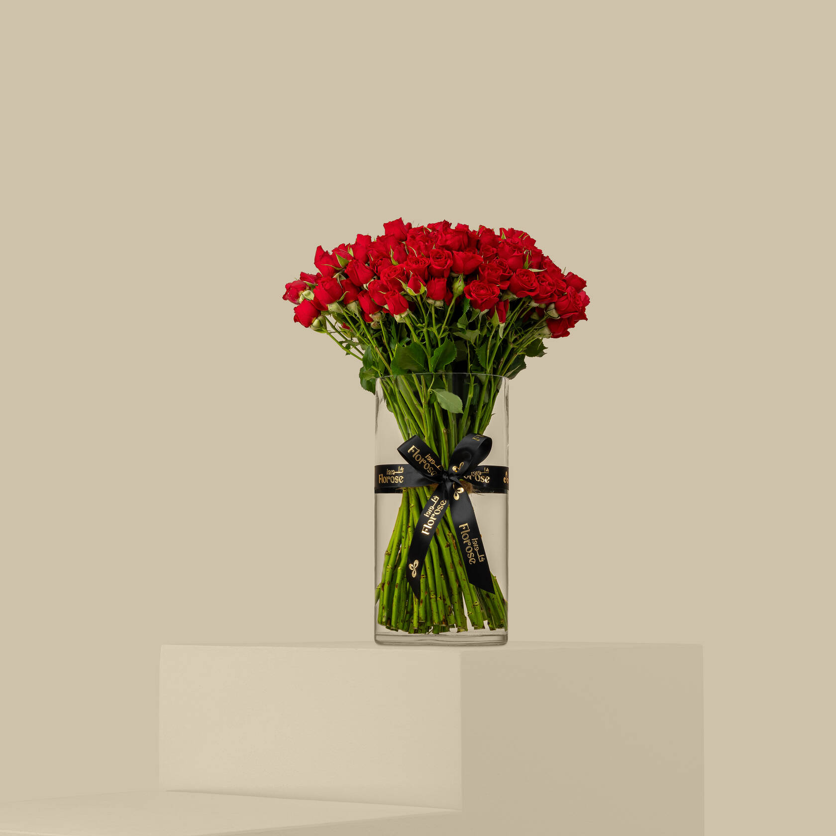 Inspiring Spray Rose Vase Red | 50 Flowers Inspiring Spray Rose Vase Red | 50 Flowers