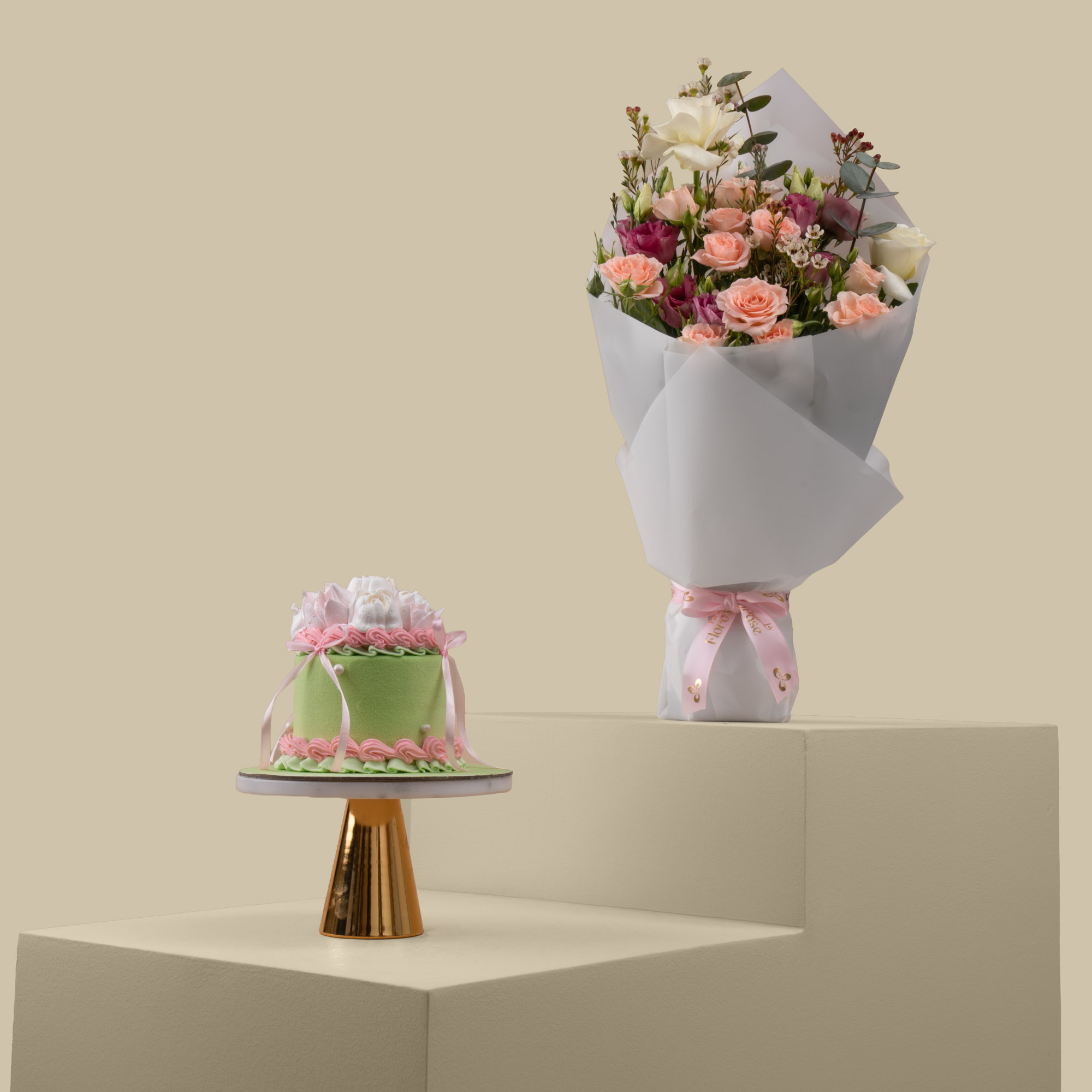 Sweet Atelier | Flowerti Cake | Soft Whisper Bouquet Sweet Atelier | Flowerti Cake | Soft Whisper Bouquet