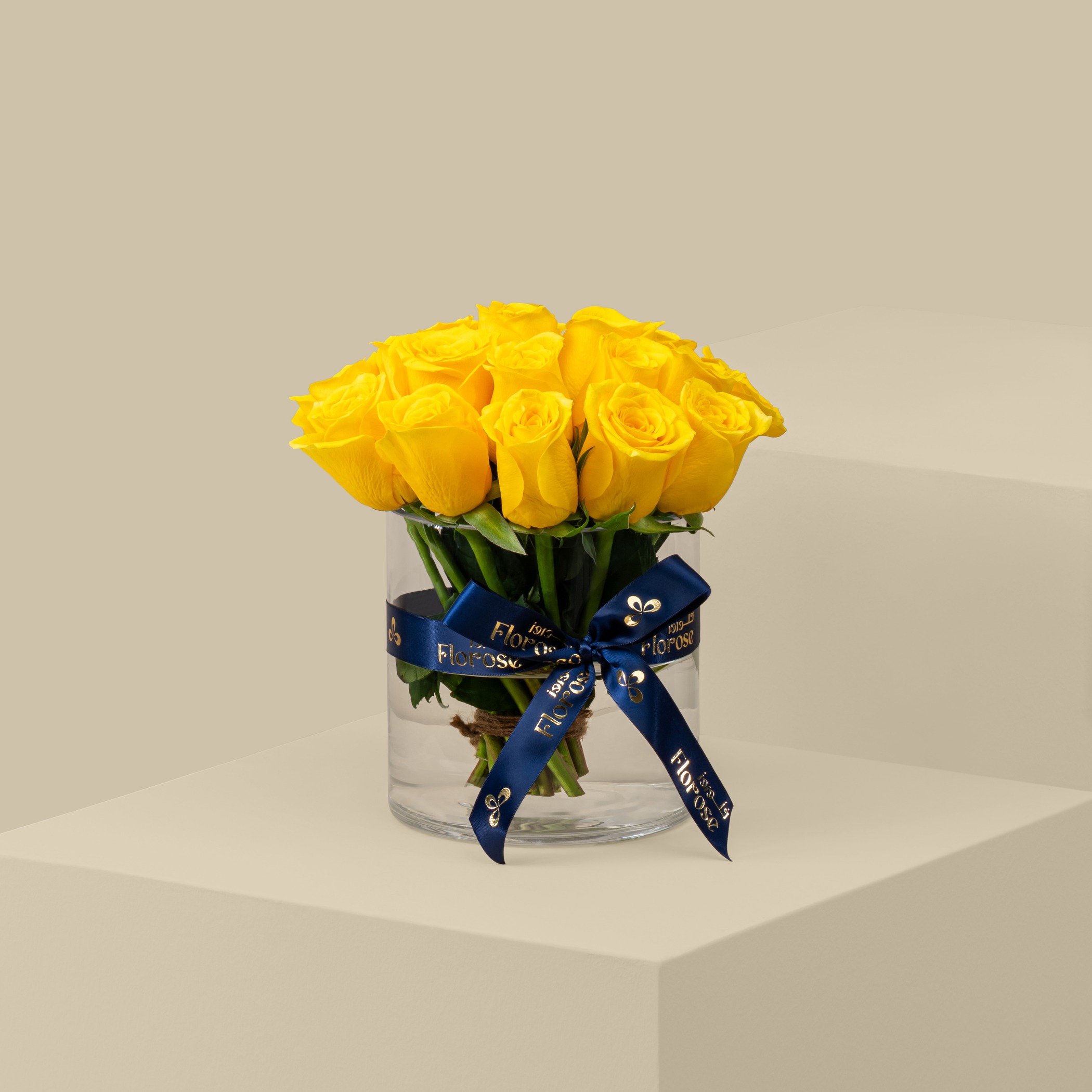 Unique Rose Vase Yellow | 20 Flowers Unique Rose Vase Yellow | 20 Flowers