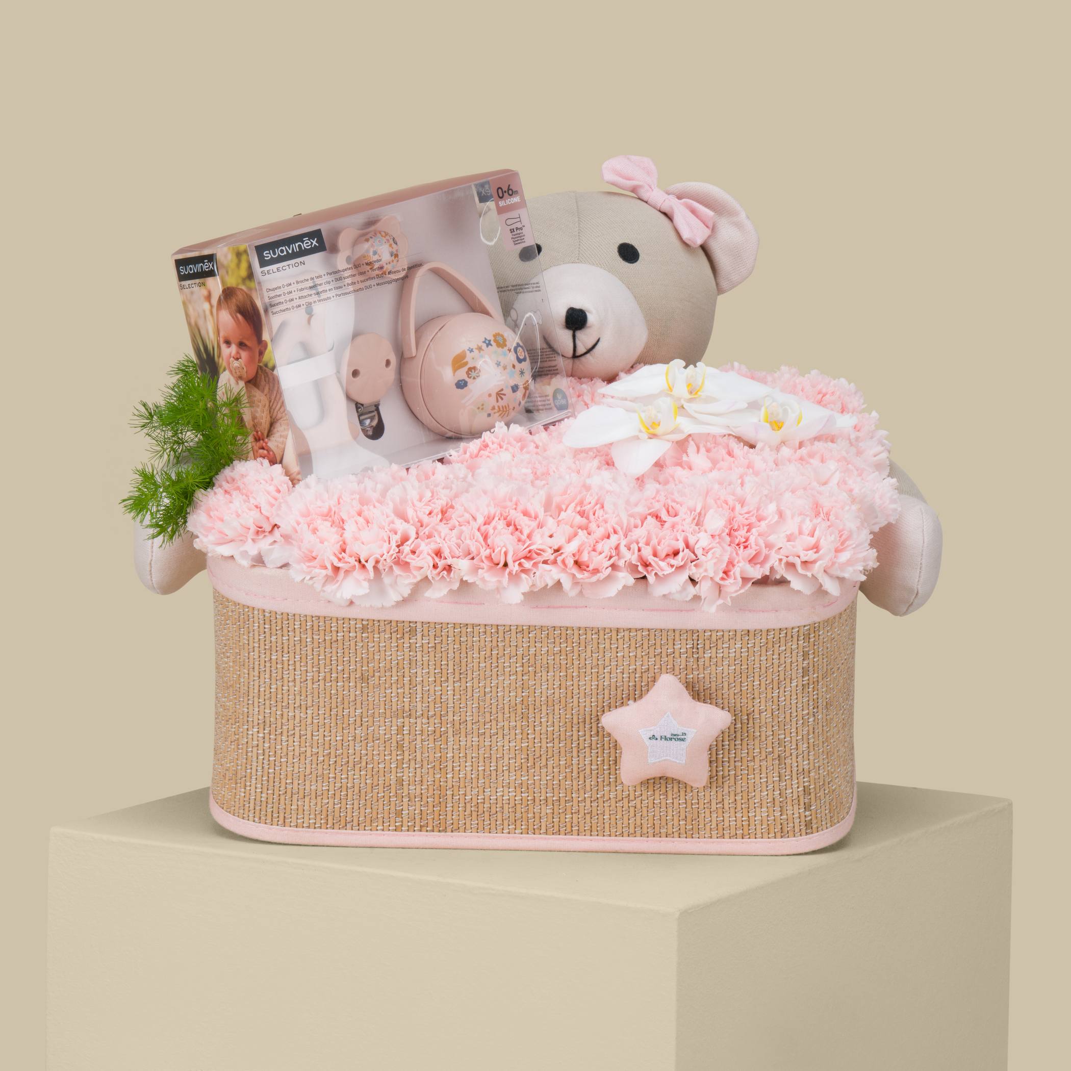 Suavinex Gift Set Wonderland | Childhood Kindness Basket Suavinex Gift Set Wonderland | Childhood Kindness Basket