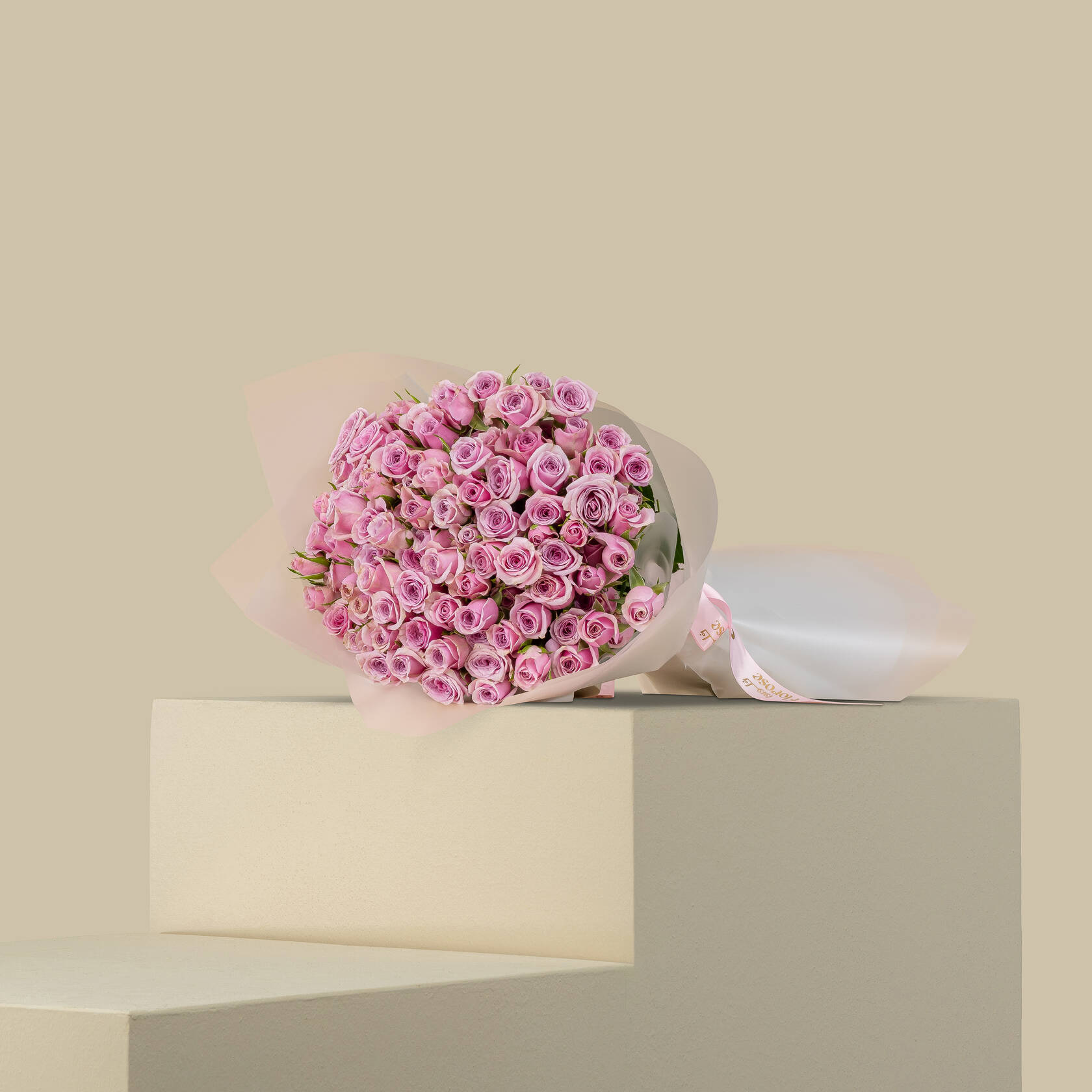 Glowing Spray Rose Bouquet Light Purple | 30 Flowers Glowing Spray Rose Bouquet Light Purple | 30 Flowers