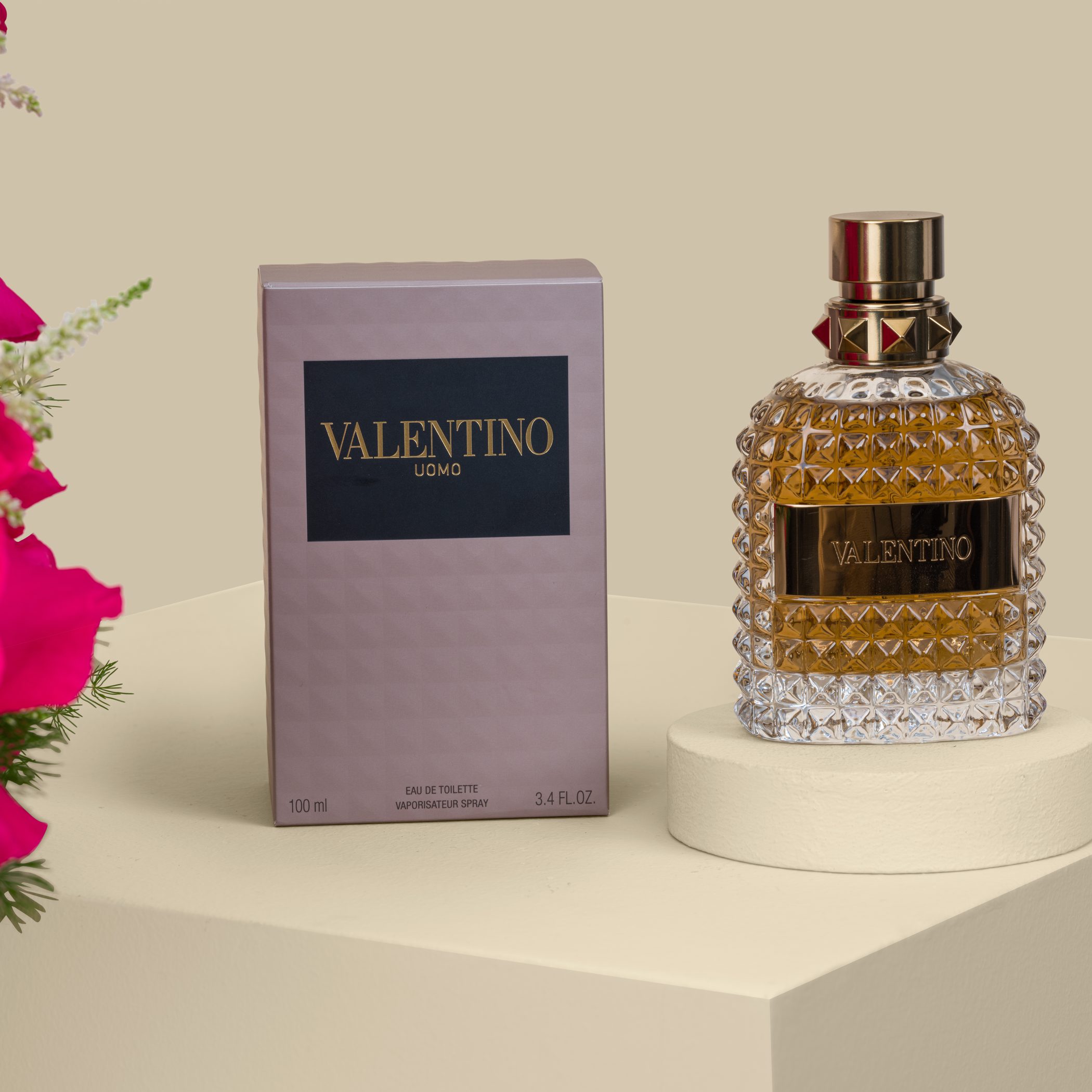 عطر أومو فالنتينو | سلة اللمسة الكلاسيكية عطر أومو فالنتينو | سلة اللمسة الكلاسيكية
