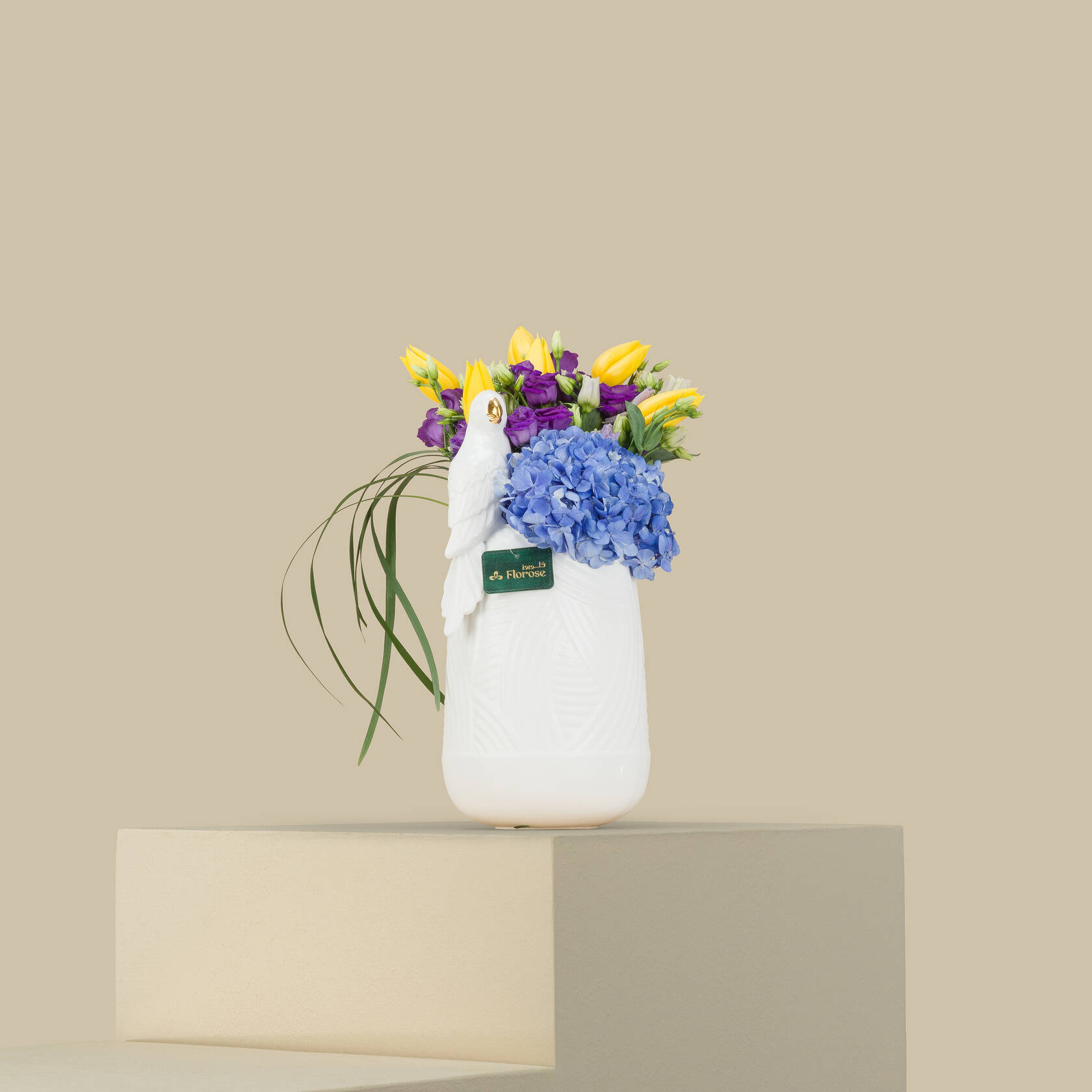 Auric Sky Premium Vase Auric Sky Premium Vase