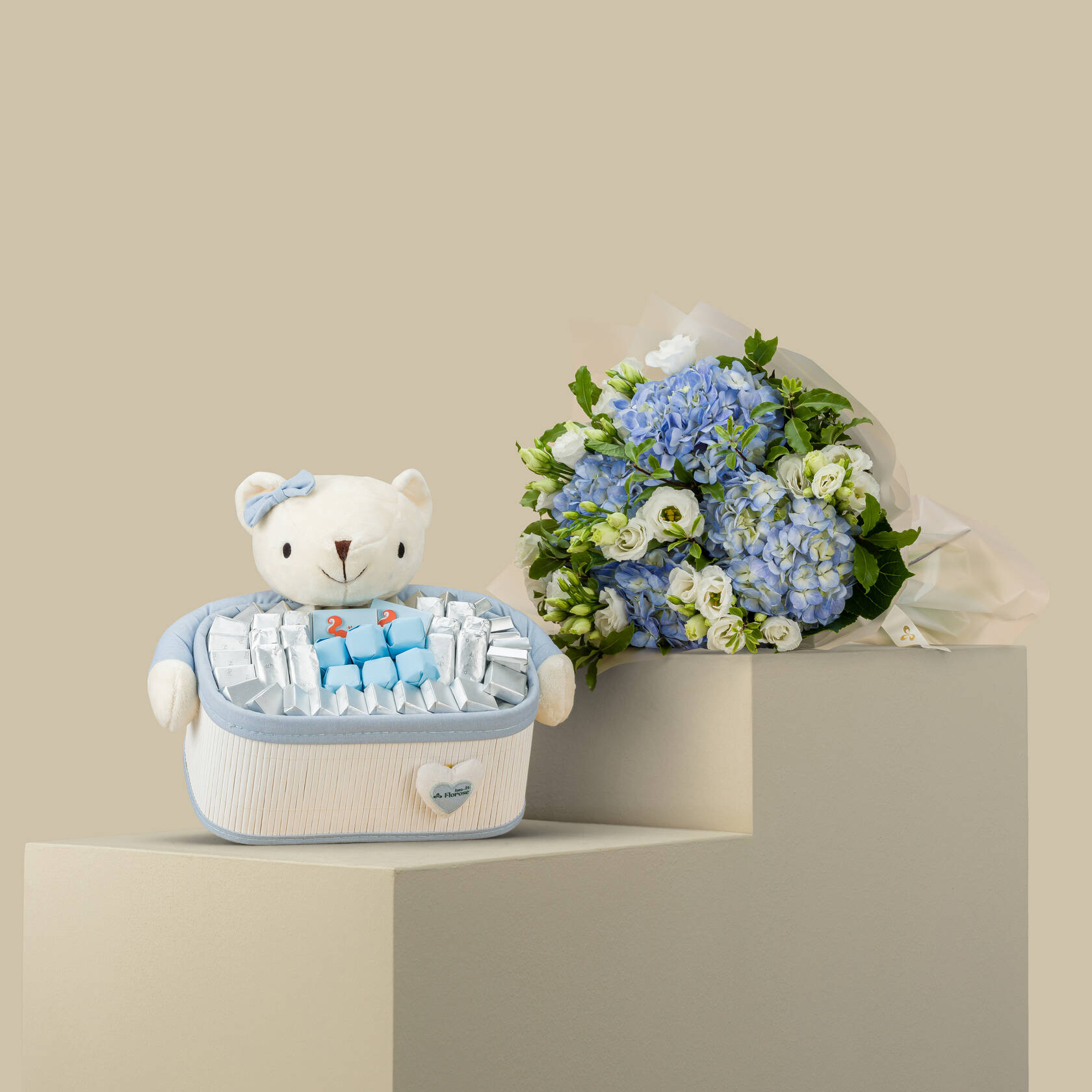 Patchi Chocolate Small | Celestial Blue Bouquet Patchi Chocolate Small | Celestial Blue Bouquet