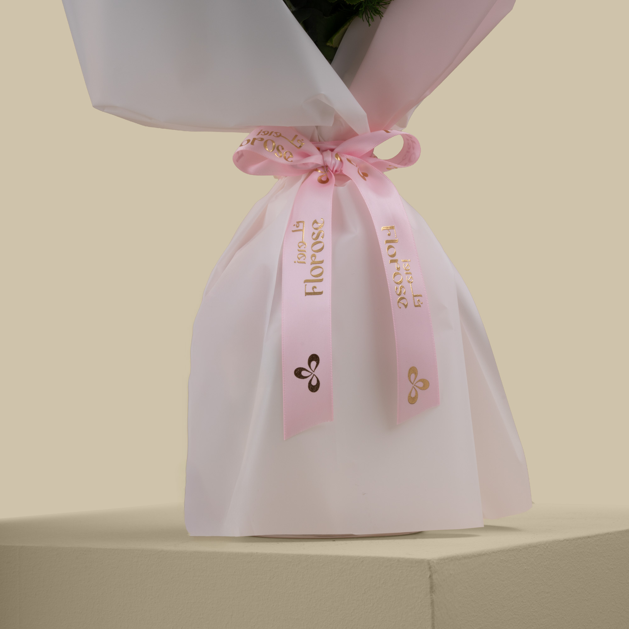 Whispering Roses Bouquet I Joy Bracelet by Kooheji Whispering Roses Bouquet I Joy Bracelet by Kooheji