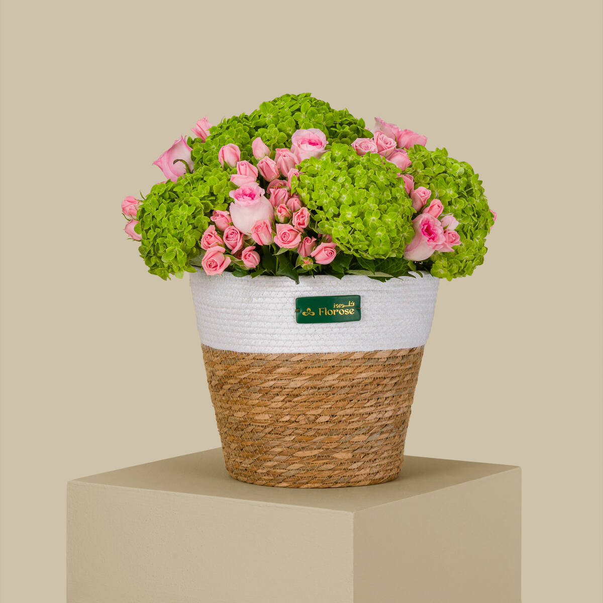 Elegant Roses Basket Elegant Roses Basket