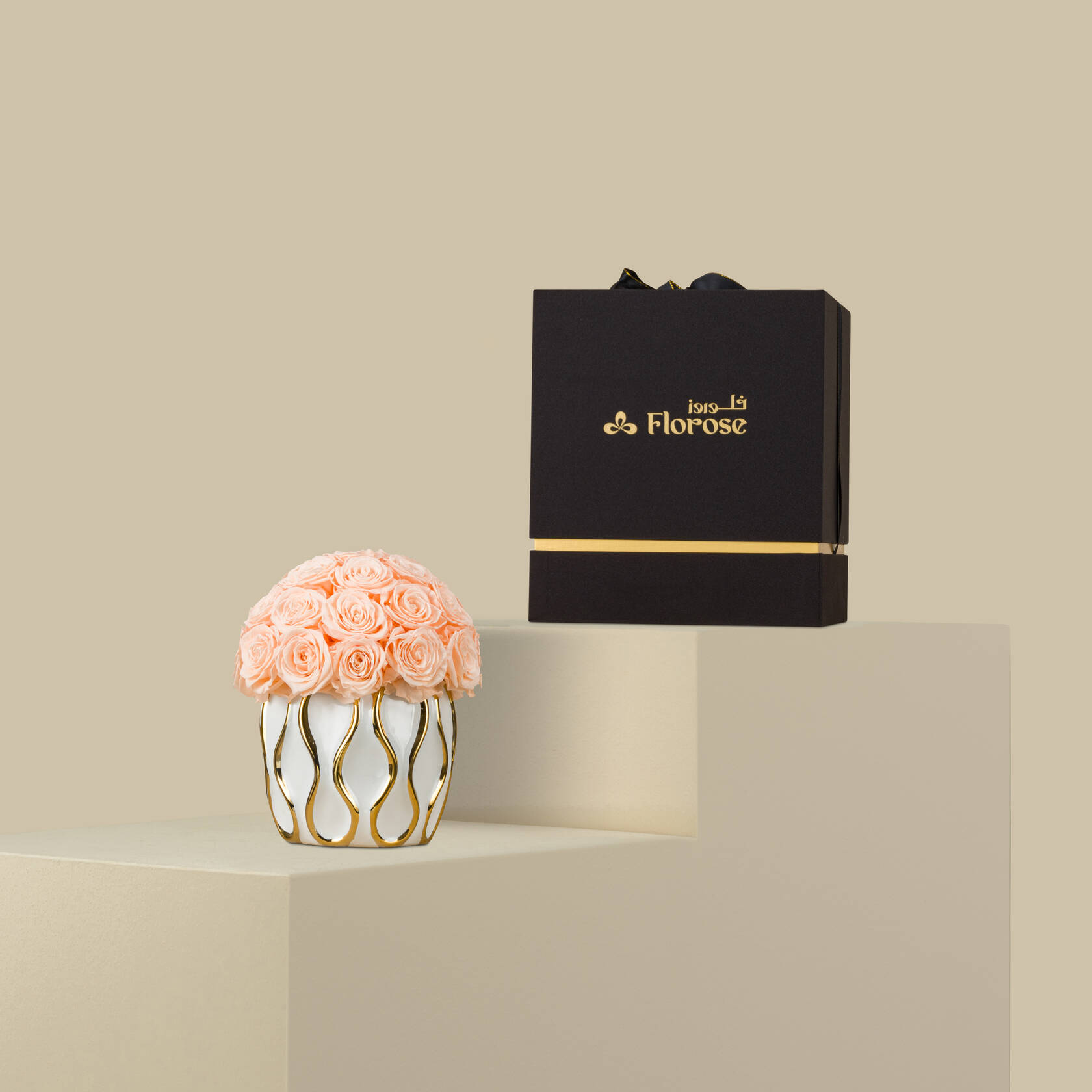 Preserved Roses Vase | Light Pink Preserved Roses Vase | Light Pink