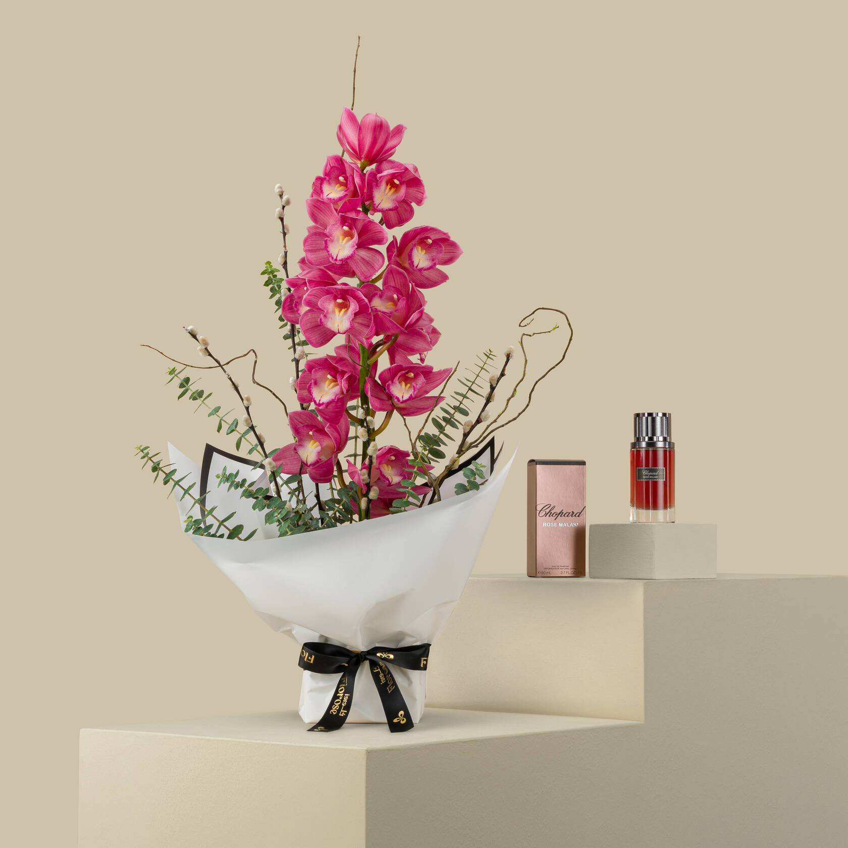 عطر ملكي روز شوبارد | باقة لحن الرقة عطر ملكي روز شوبارد | باقة لحن الرقة