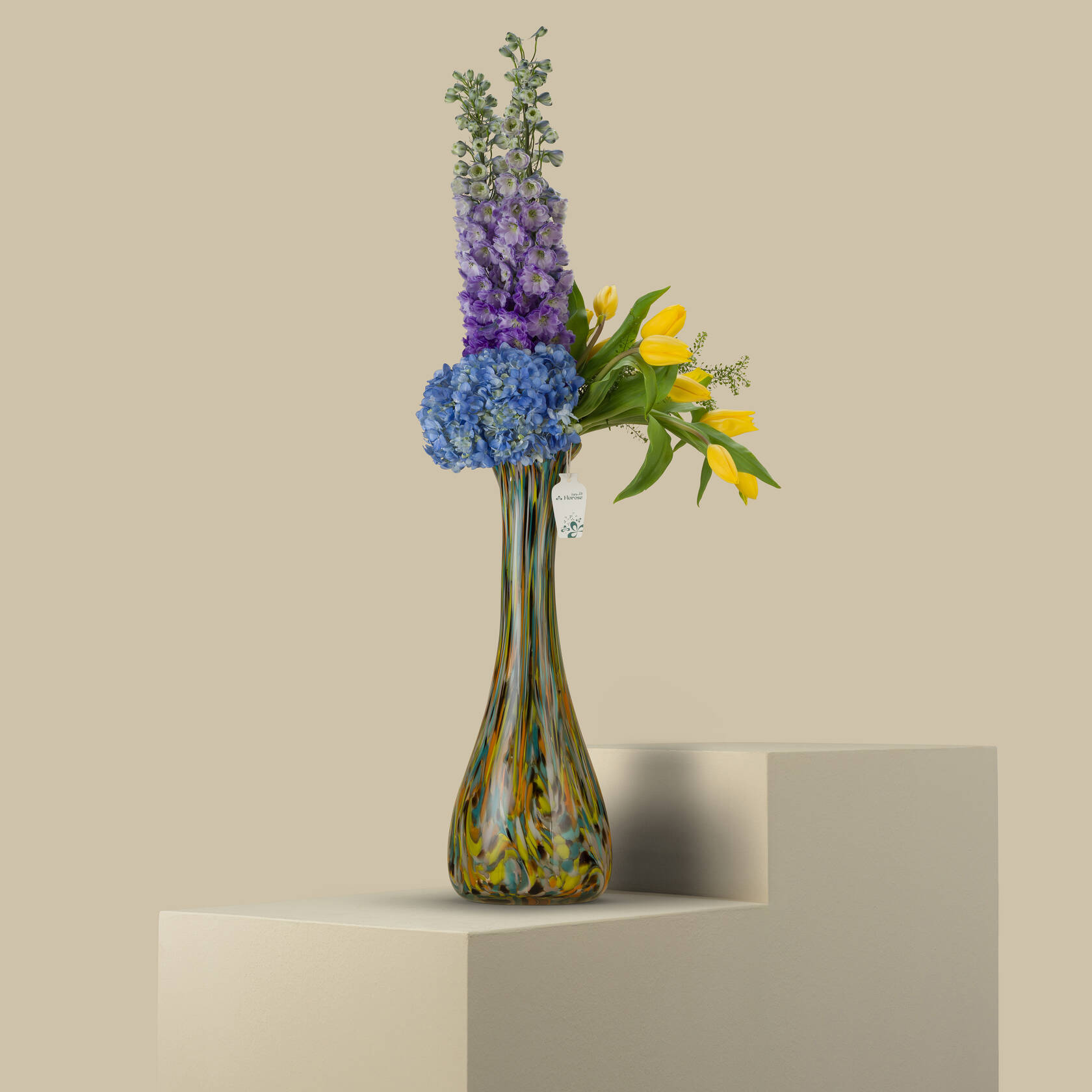 Elegant Beauty Premium Vase Elegant Beauty Premium Vase
