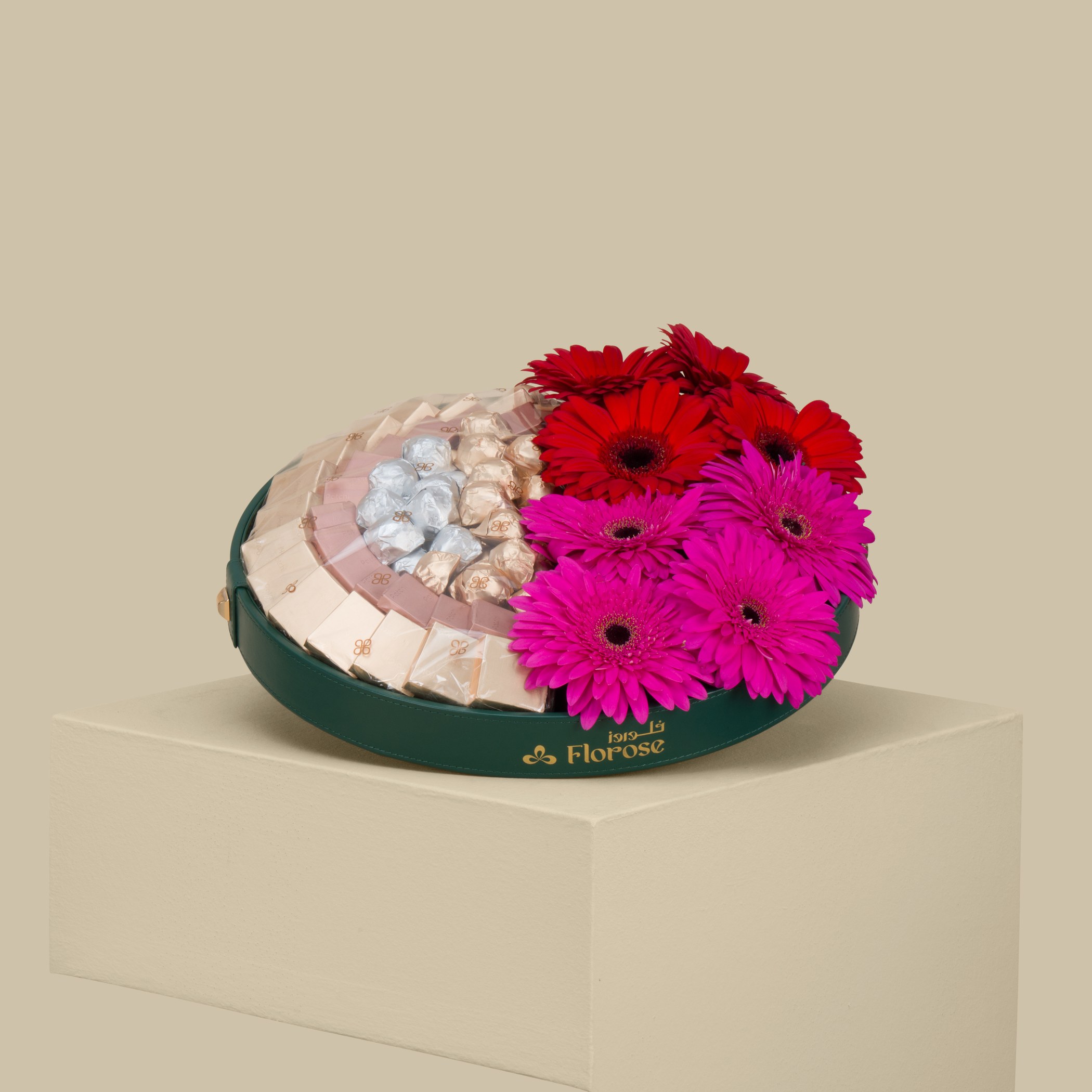 Patchi Luxury Tray 67 Chocolates | Fresh Roses Patchi Luxury Tray 67 Chocolates | Fresh Roses