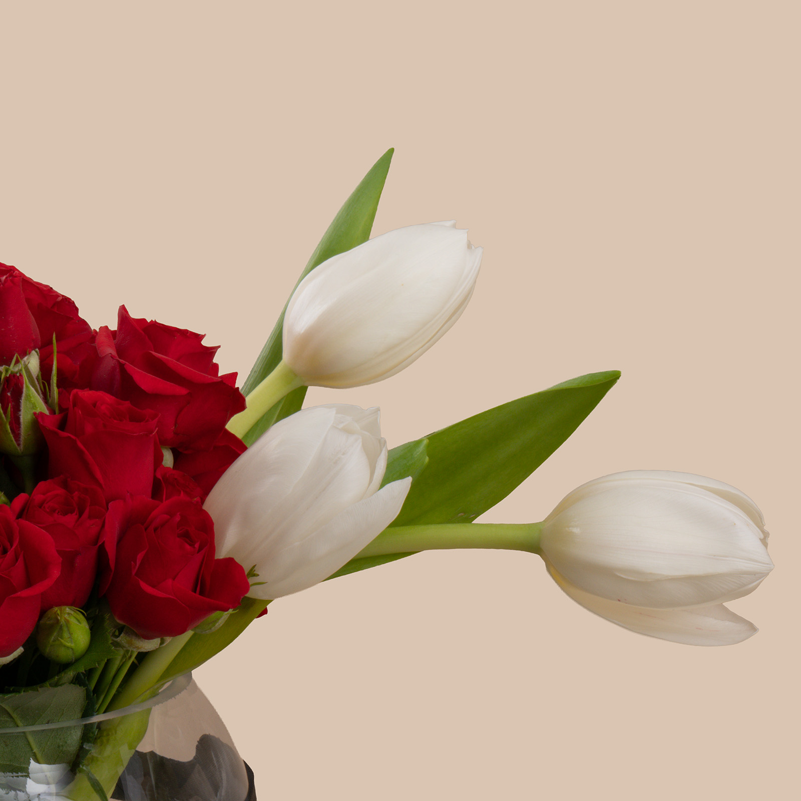 Love Story Vase | Jarir Vouchers 150 Riyals Love Story Vase | Jarir Vouchers 150 Riyals