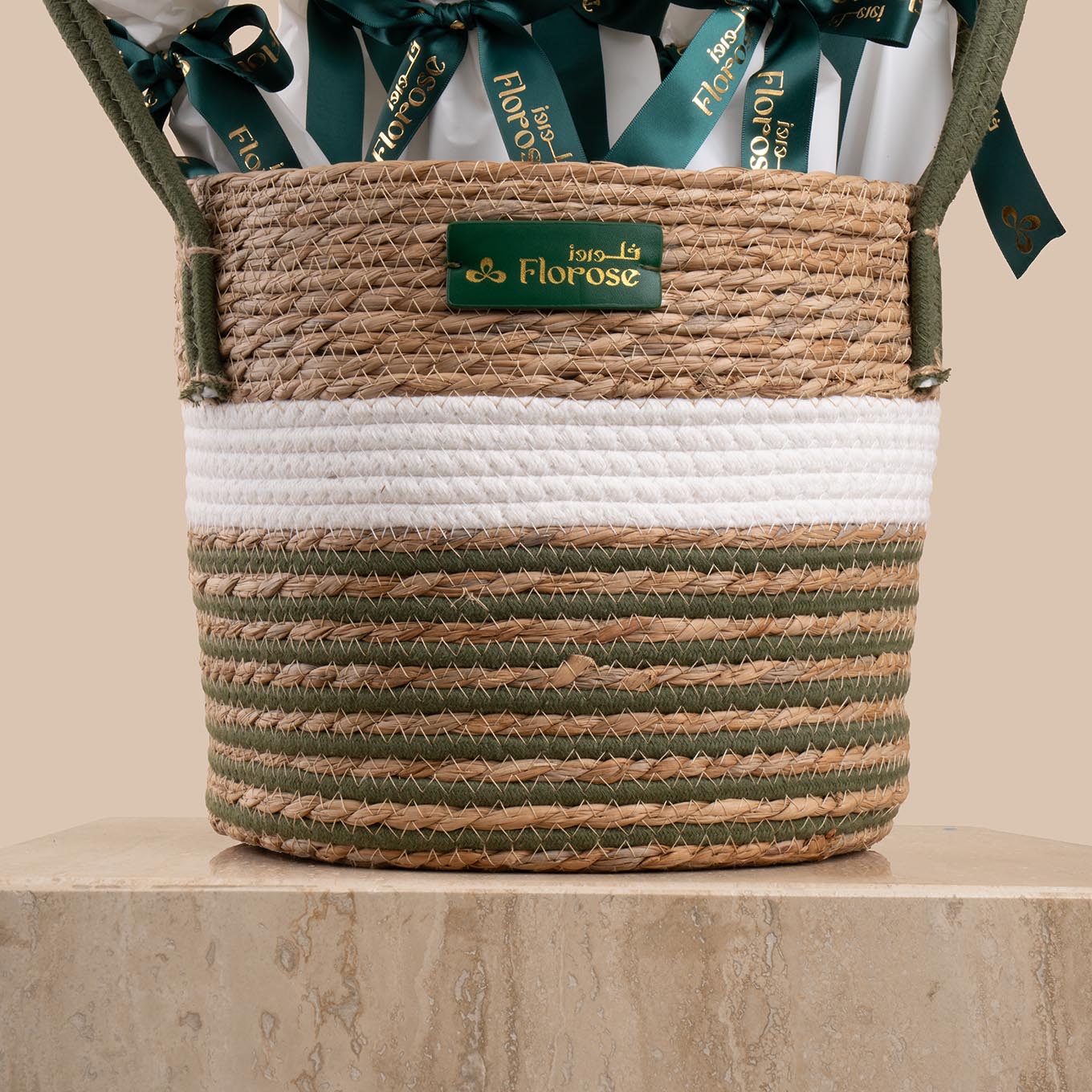 White Flower Favors Basket White Flower Favors Basket