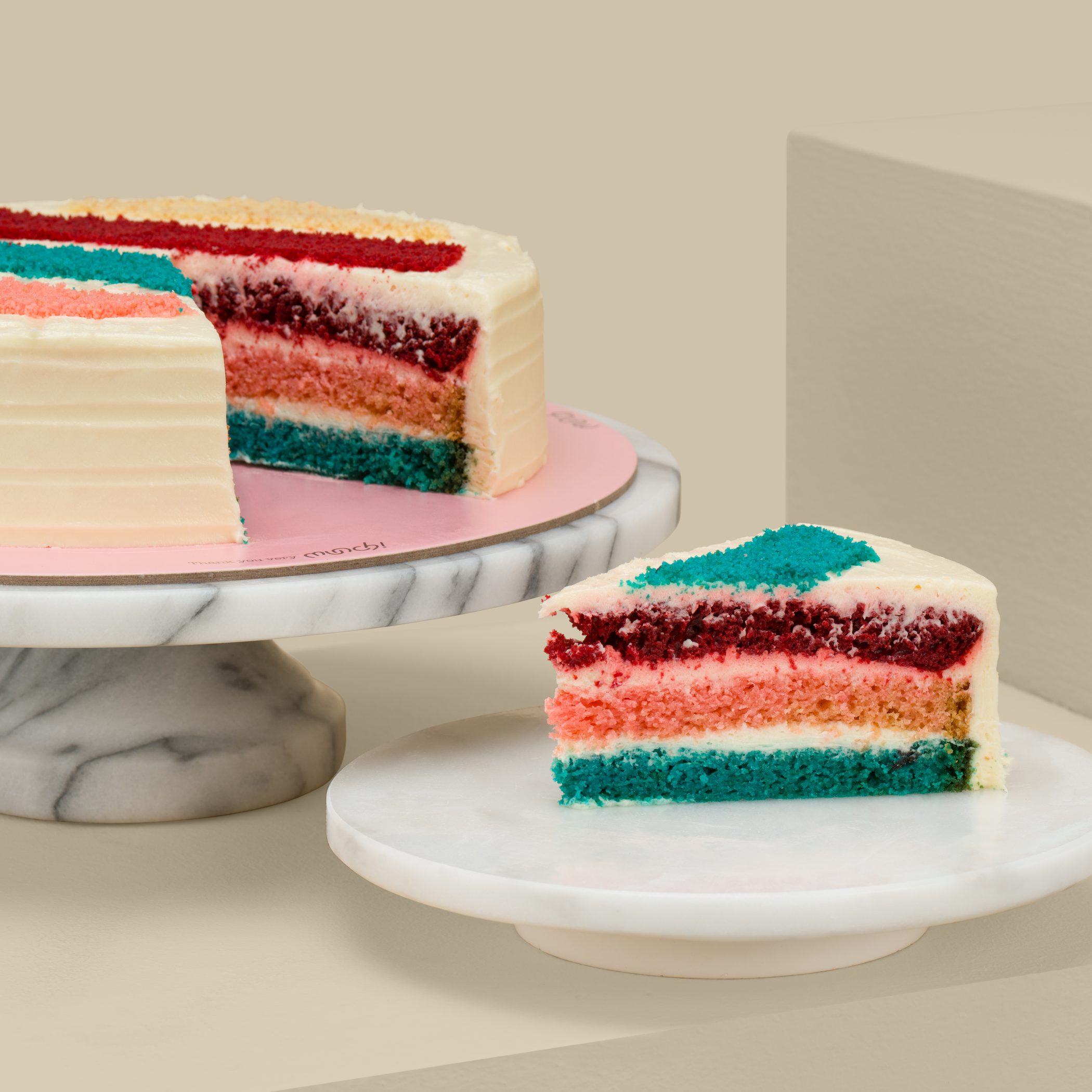 Munch Dream Cake | Gorgeous Fuchsia Square Vase Munch Dream Cake | Gorgeous Fuchsia Square Vase