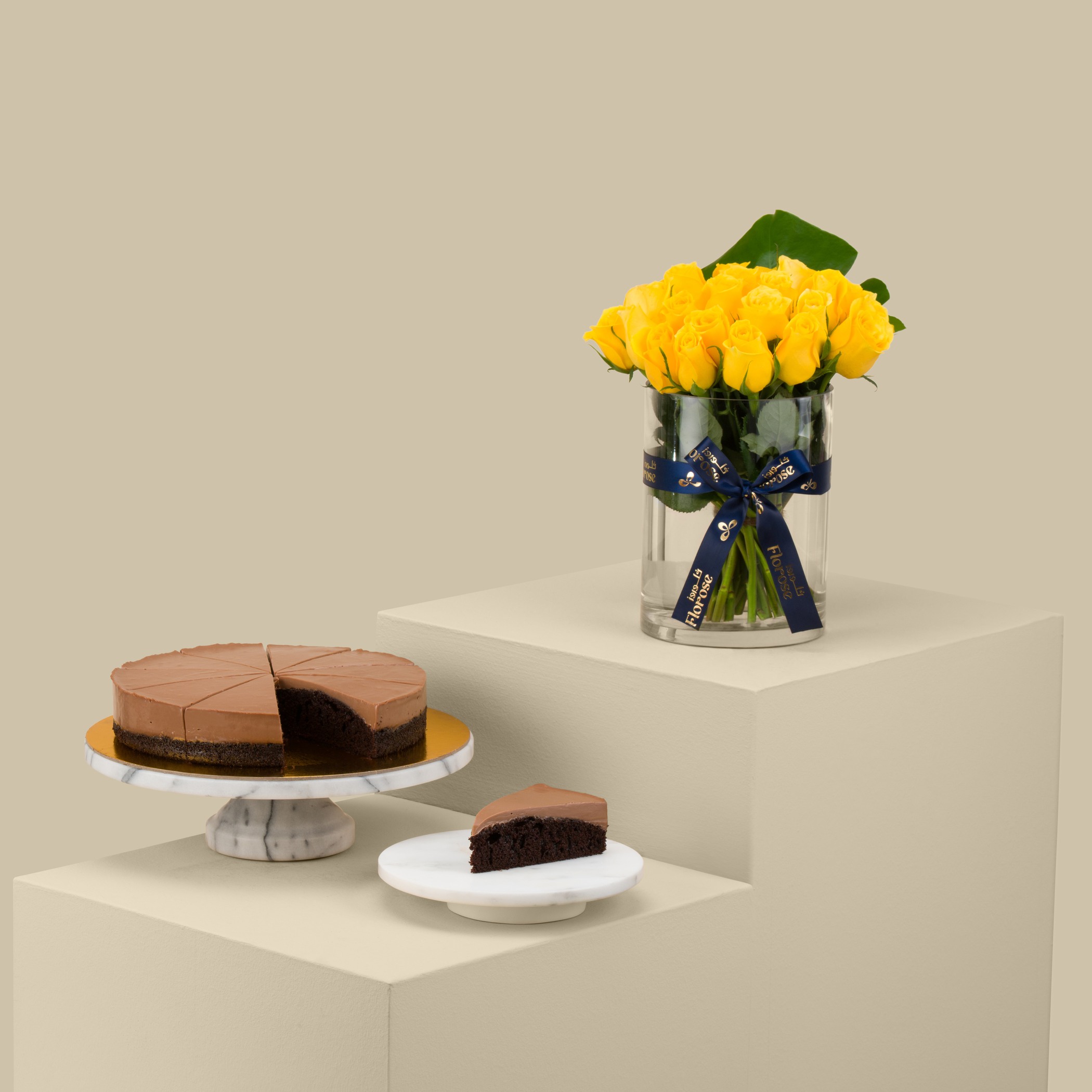 Helen Galaxy Cake | A Fresh Dawn Vase Helen Galaxy Cake | A Fresh Dawn Vase