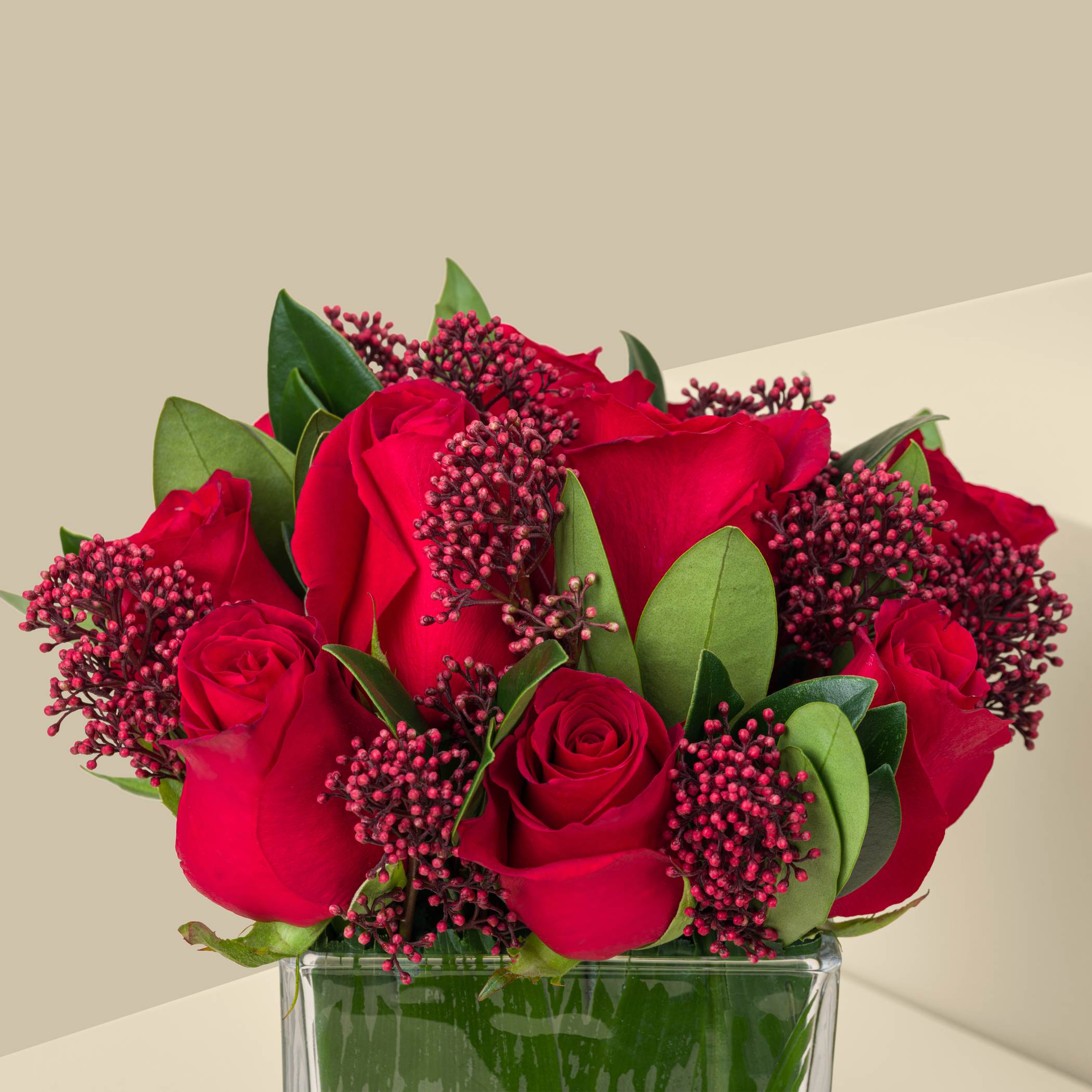 Giorgio Armani Code Parfum | Red Shine Vase Giorgio Armani Code Parfum | Red Shine Vase