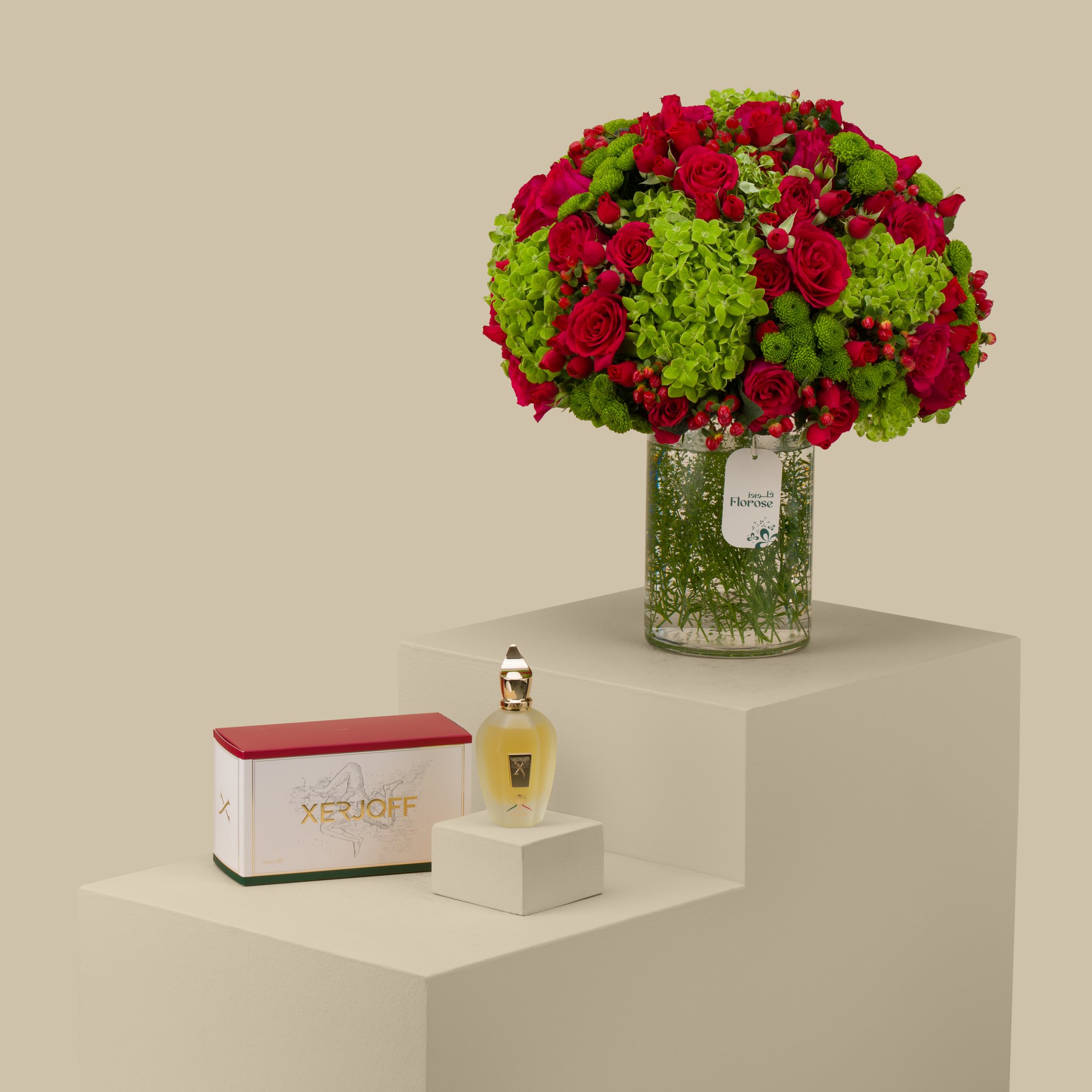 عطر ناكسوس زيرجوف | مزهرية الحب الأول عطر ناكسوس زيرجوف | مزهرية الحب الأول
