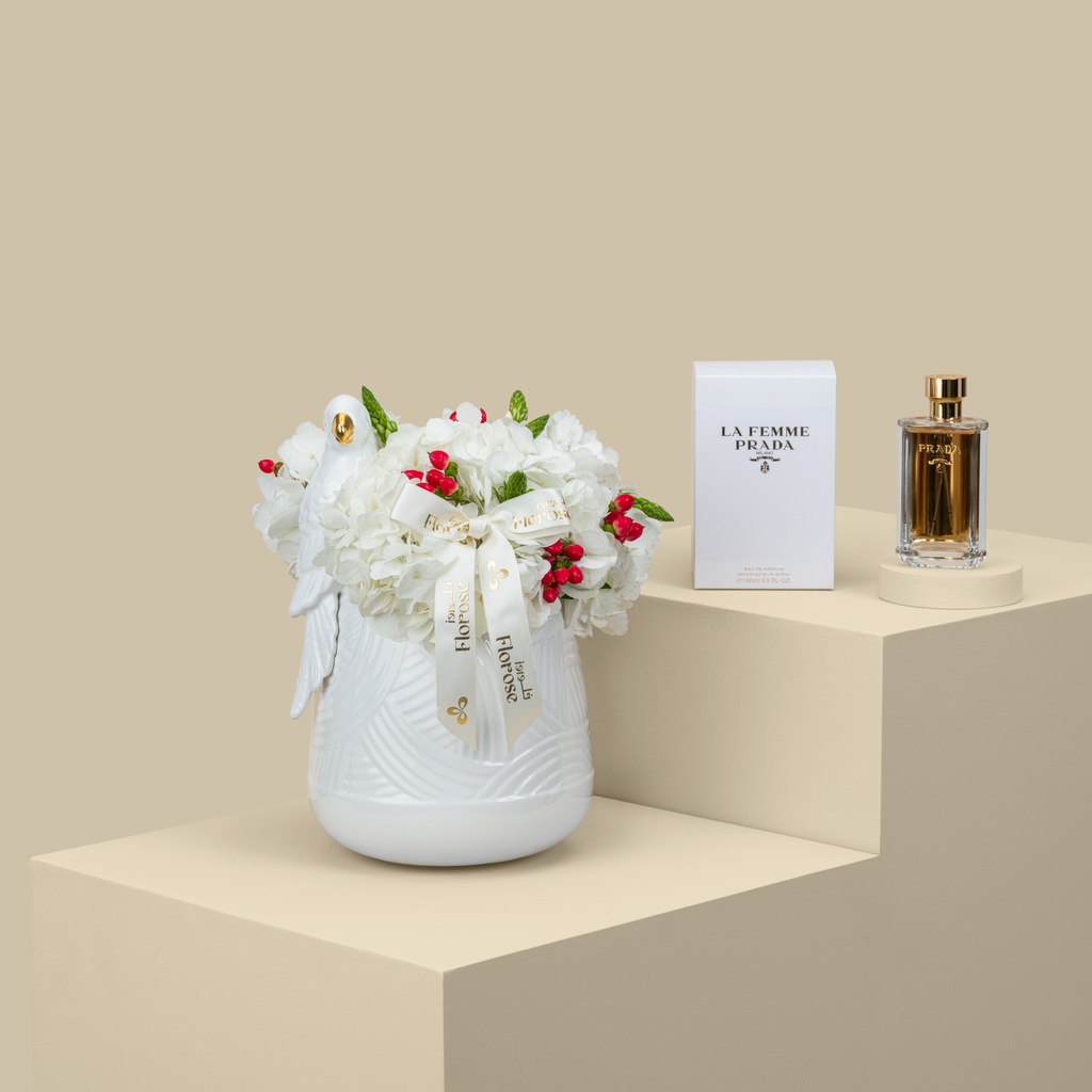 Prada La Femme EDP | Graceful Bloom Vase Prada La Femme EDP | Graceful Bloom Vase