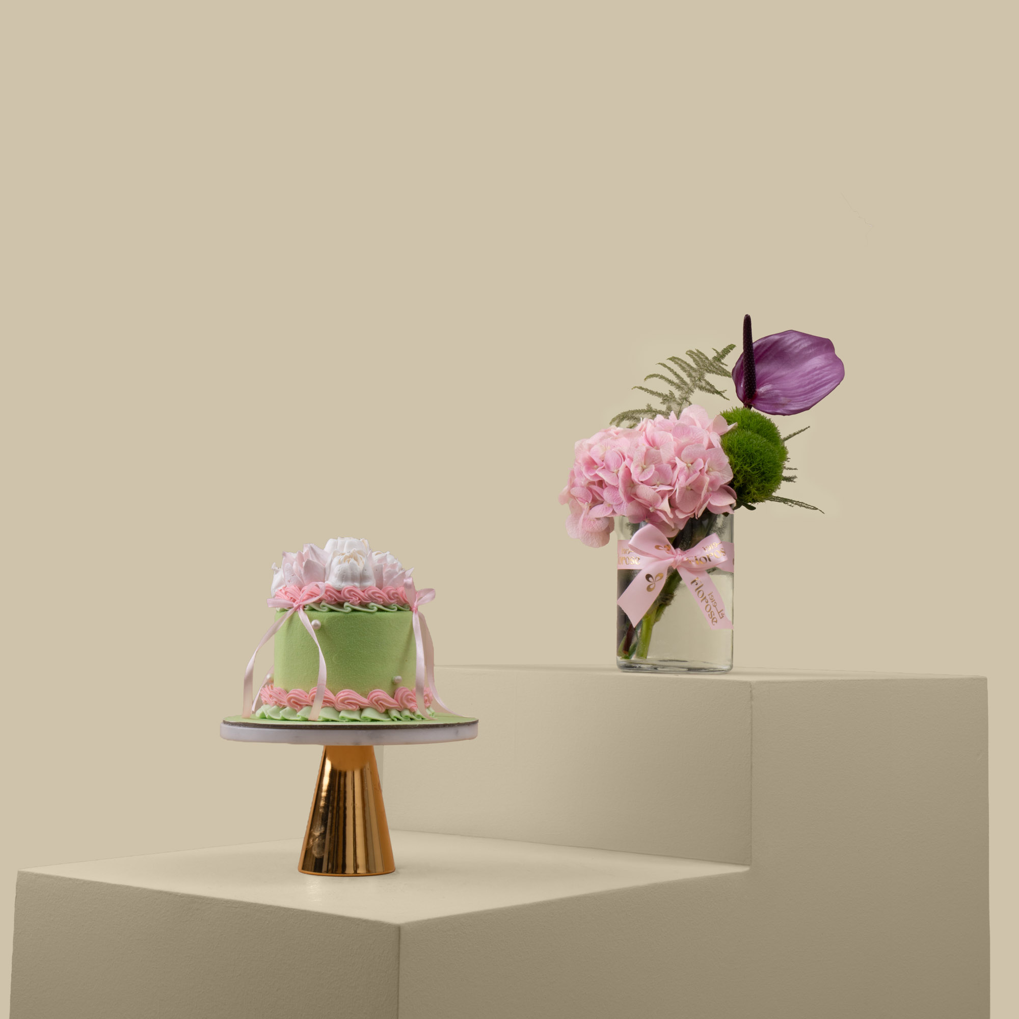 Sweet Atelier | Flowerti Cake | Purple Charm Vase Sweet Atelier | Flowerti Cake | Purple Charm Vase