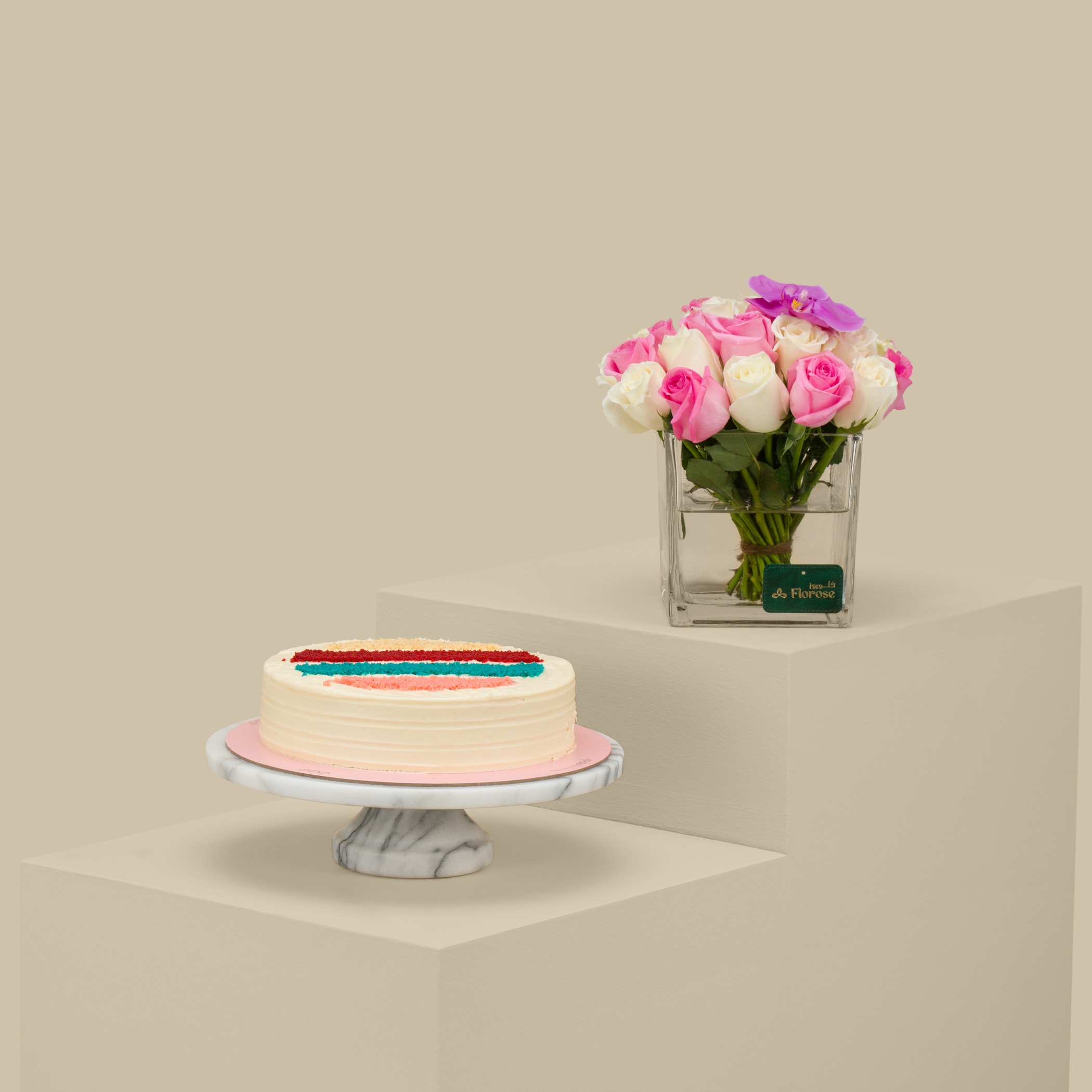 Munch Dream Cake | Peaceful Heart Square Vase Munch Dream Cake | Peaceful Heart Square Vase
