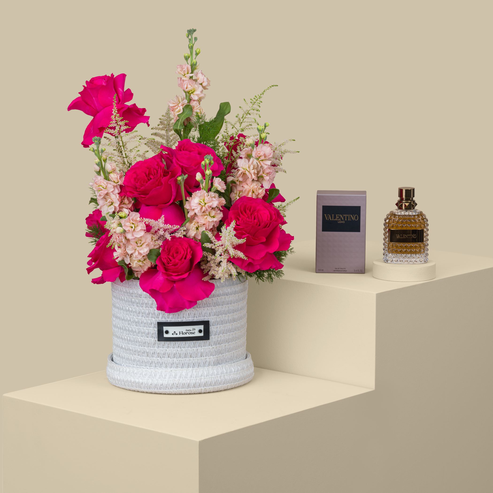 عطر أومو فالنتينو | سلة اللمسة الكلاسيكية عطر أومو فالنتينو | سلة اللمسة الكلاسيكية
