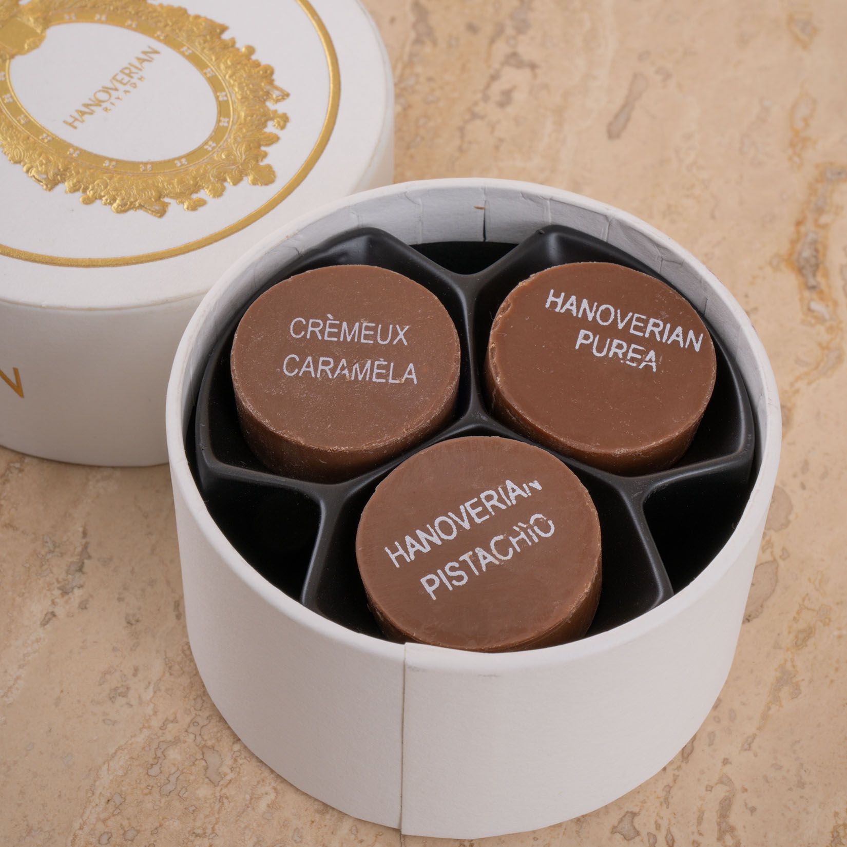 Hanoverian Tiny Round Chocolate Tray | Emerald Touch Flowers Arrangement Hanoverian Tiny Round Chocolate Tray | Emerald Touch Flowers Arrangement
