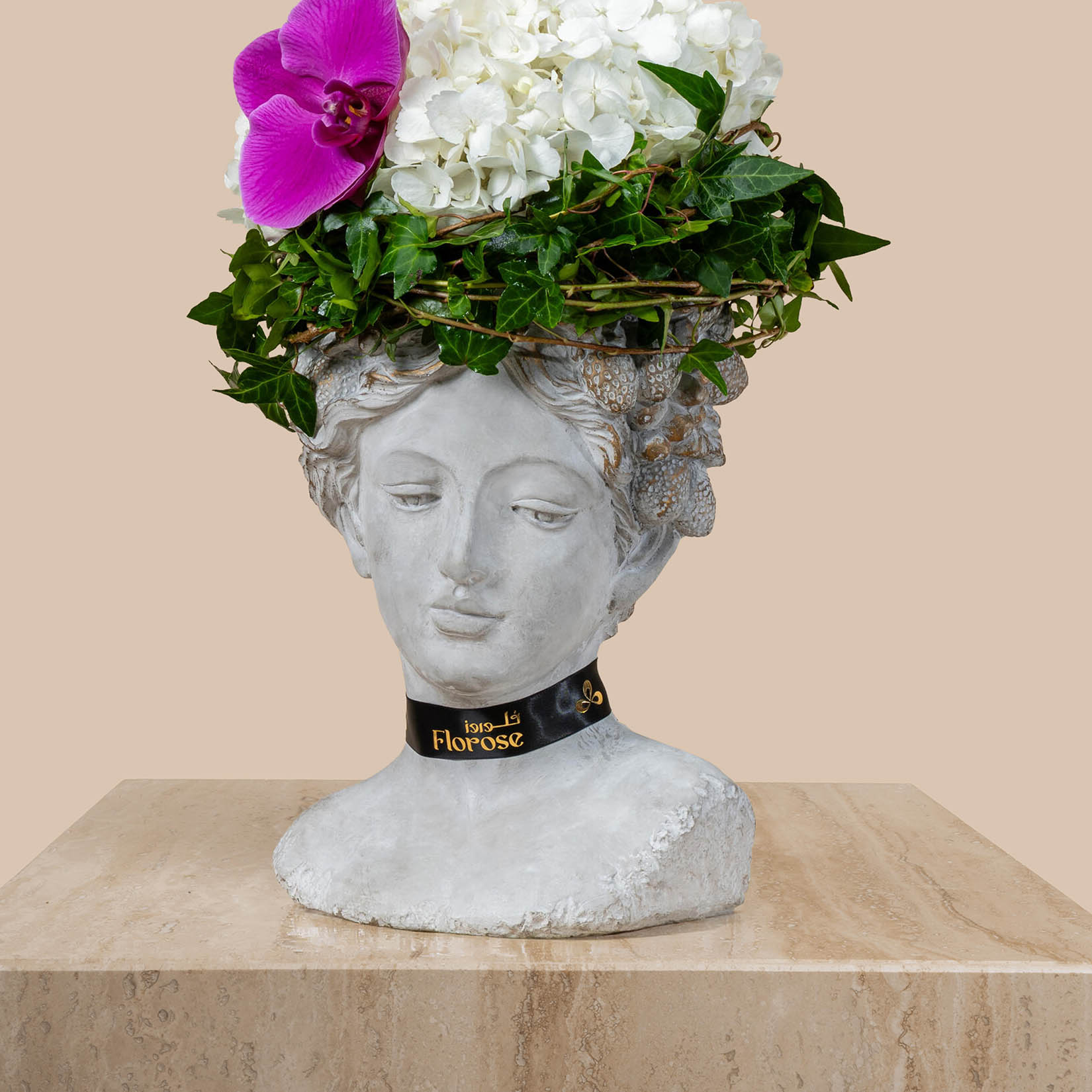 Hydnova Sculpture Vase Hydnova Sculpture Vase