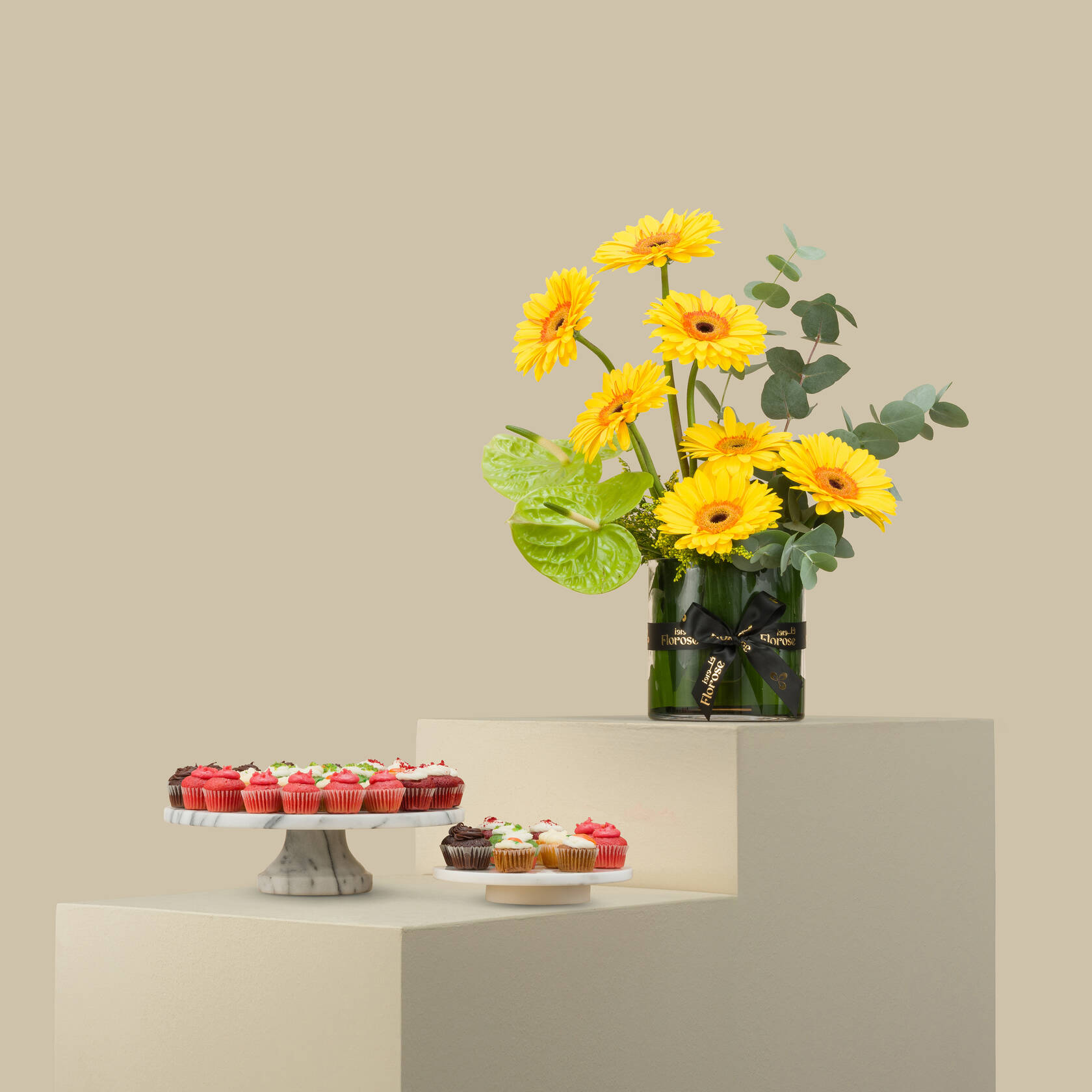 Helen Mini Cup Cake Box | Sunlight Vase Helen Mini Cup Cake Box | Sunlight Vase