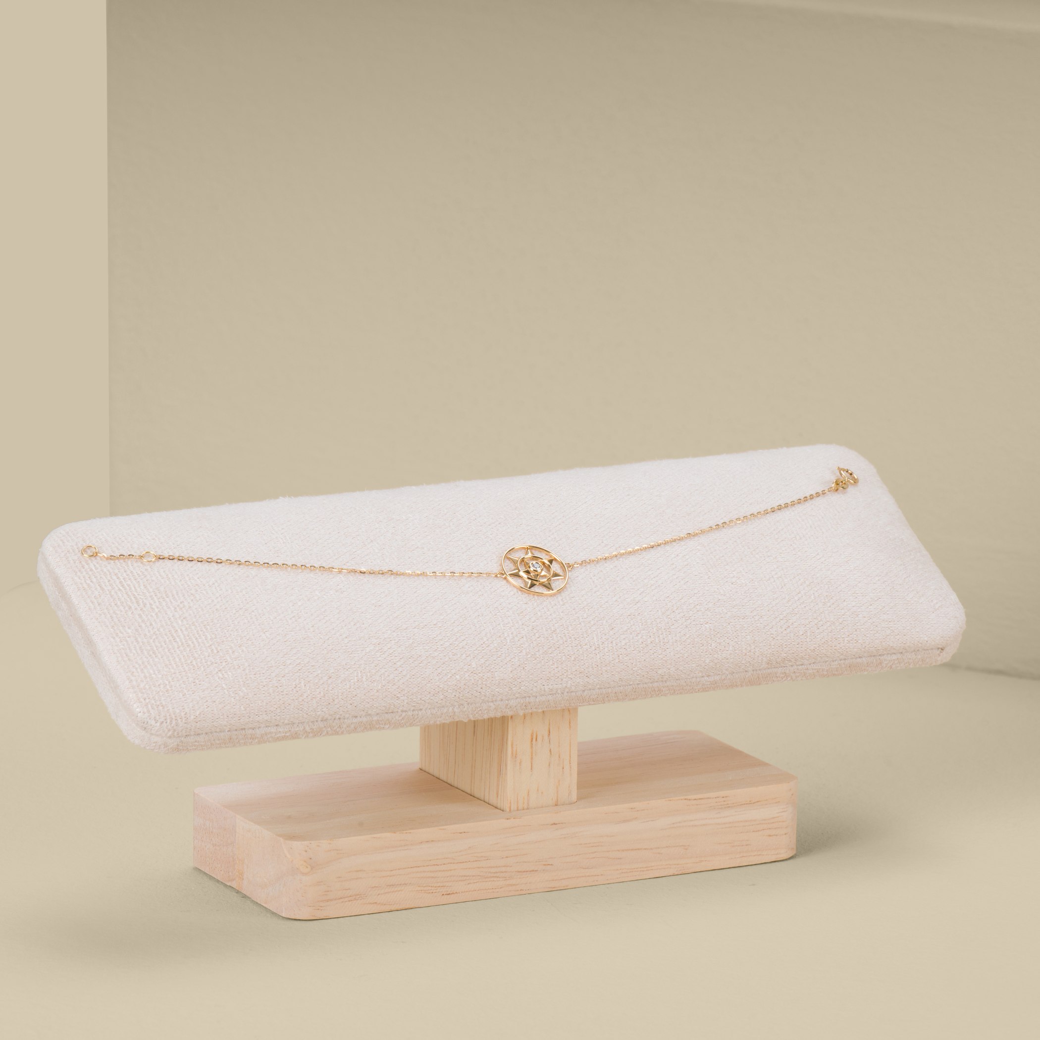 Damas Farfasha Shams Bracelet | Serene Melody Vase Damas Farfasha Shams Bracelet | Serene Melody Vase