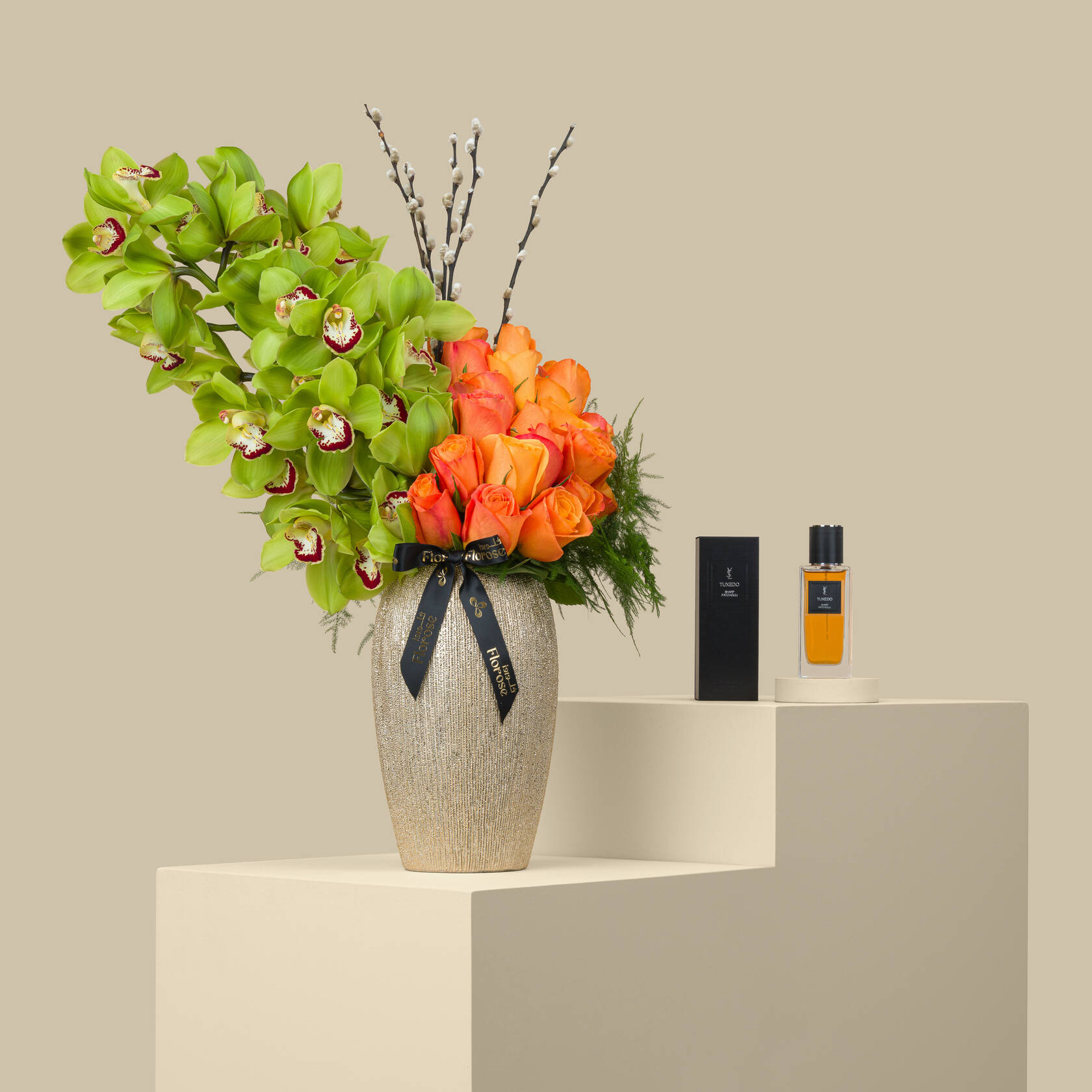 عطر توكسيدو شارب باتشولي إيف سان لوران | مزهرية سحر الفخامة عطر توكسيدو شارب باتشولي إيف سان لوران | مزهرية سحر الفخامة