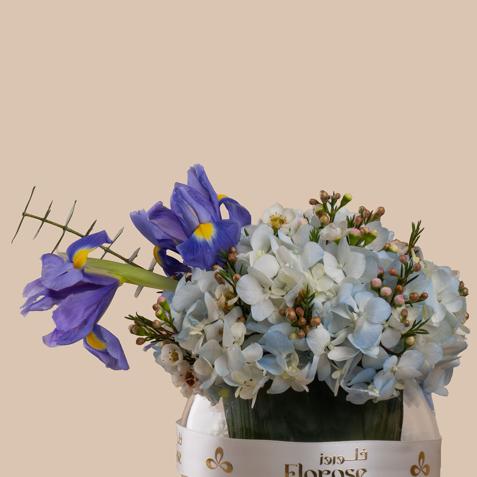 Godiva | Royal Chocolate Box | Blue Mist Vase Godiva | Royal Chocolate Box | Blue Mist Vase
