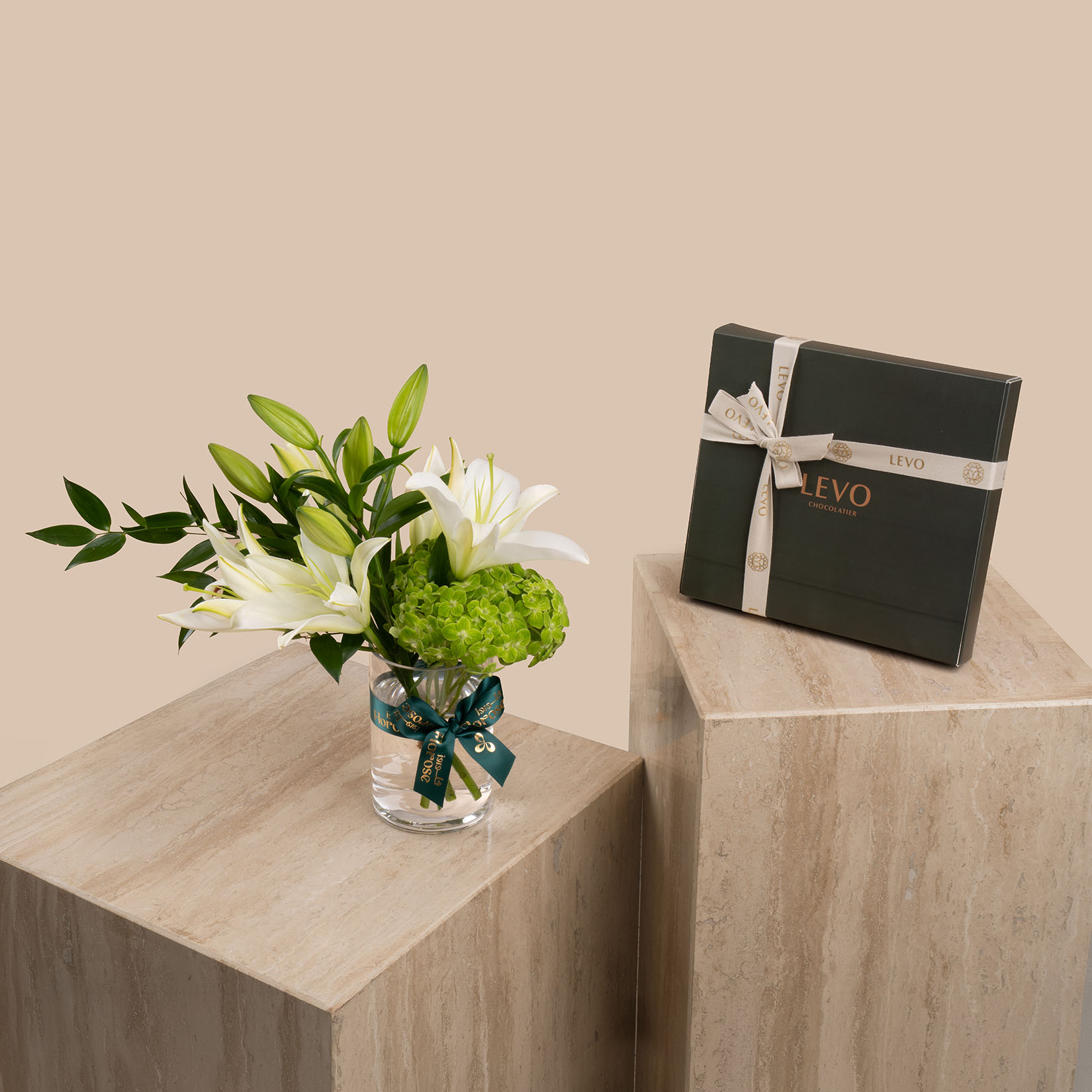Levo | Saudi Landscapes Chocolate| Authenticity Vase Levo | Saudi Landscapes Chocolate| Authenticity Vase
