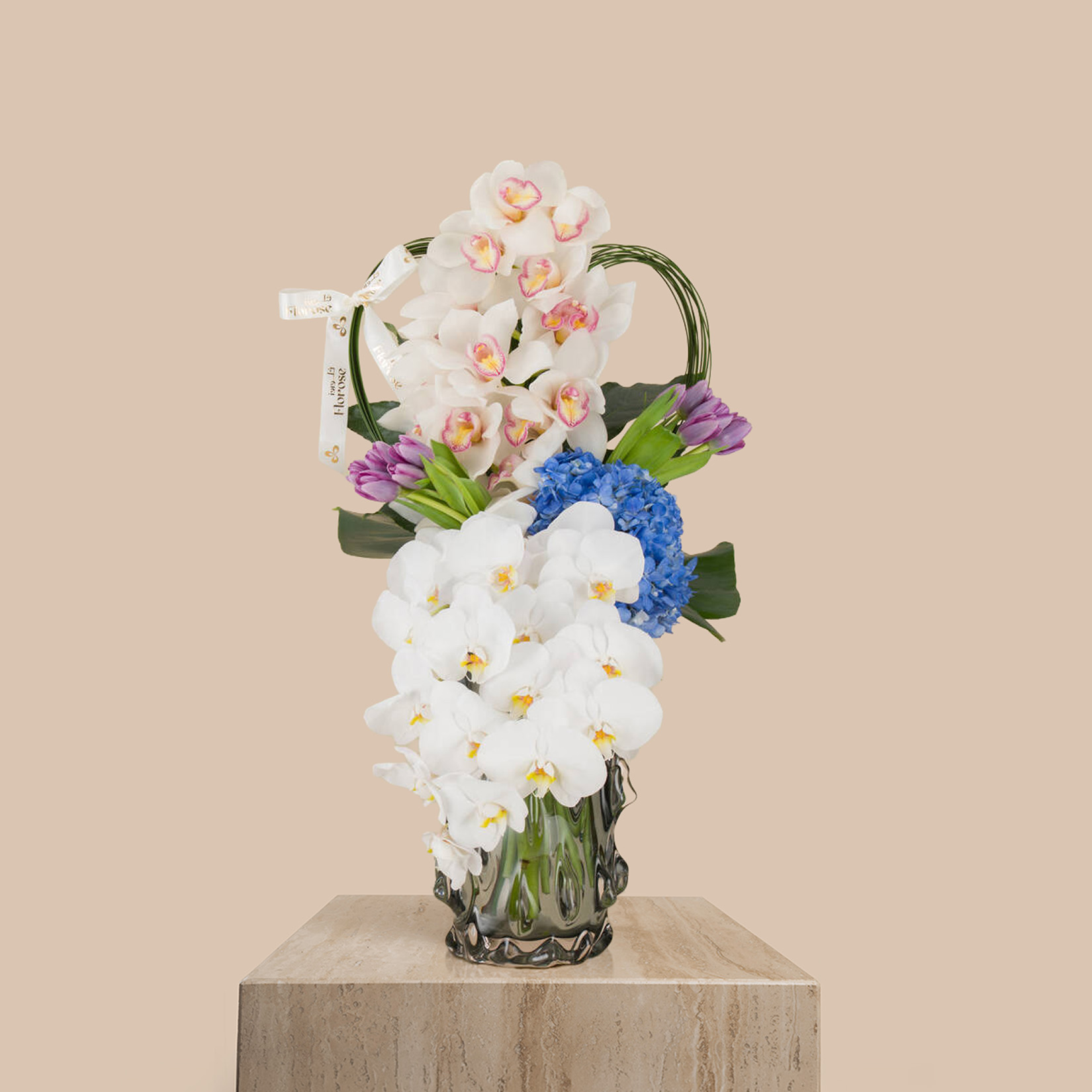 Alluring Beauty Premium Vase Alluring Beauty Premium Vase