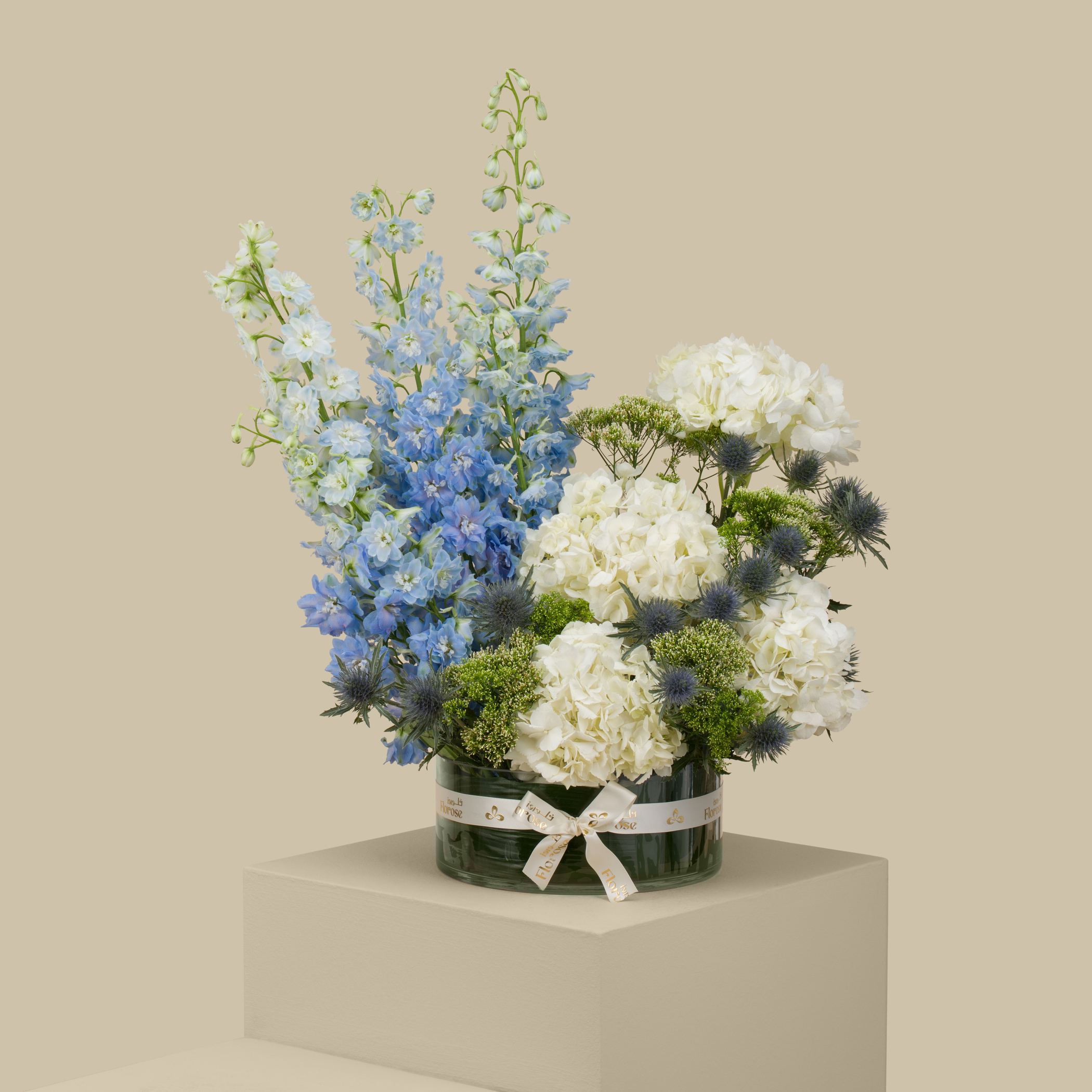Sky’s Embrace Round Vase Sky’s Embrace Round Vase
