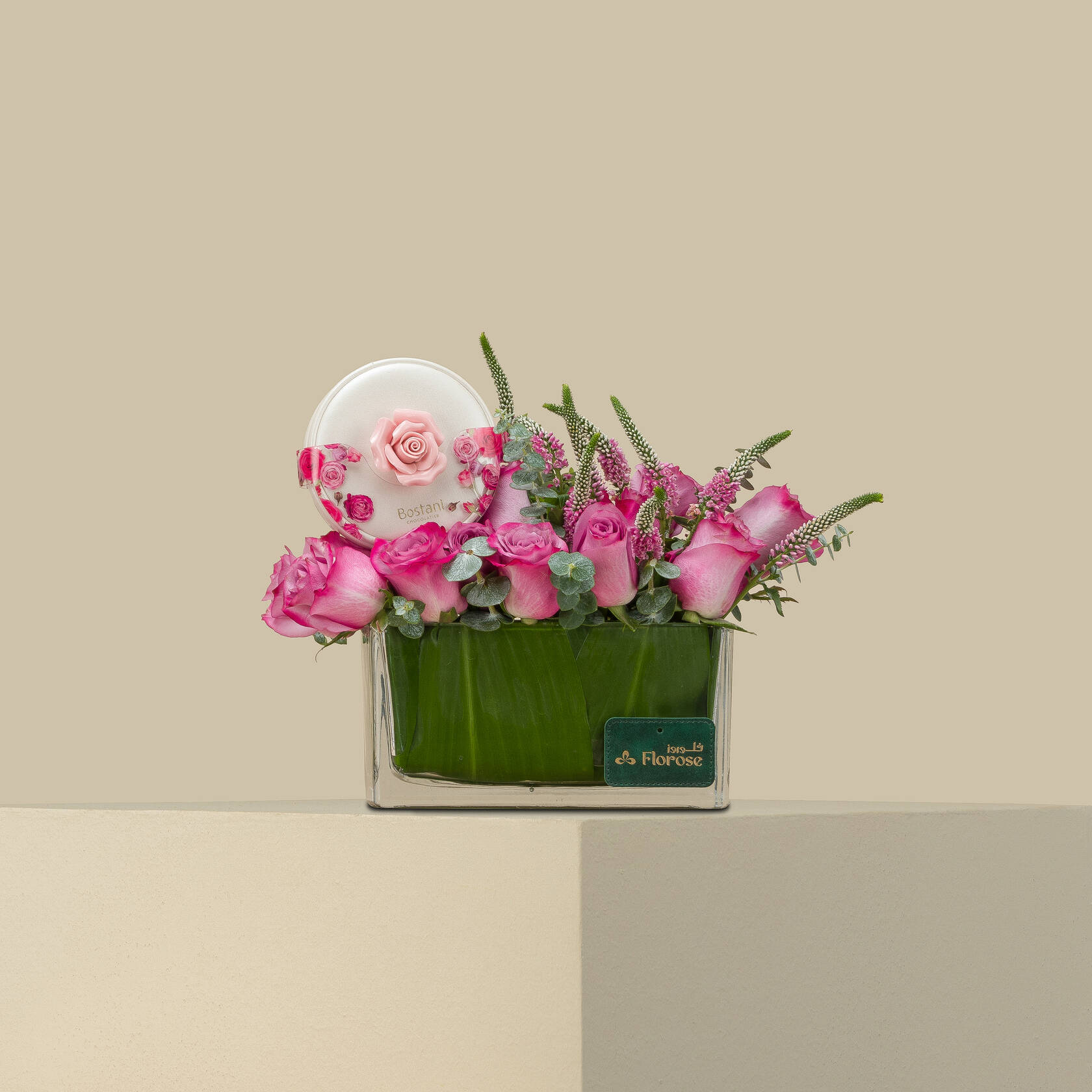 Bostani Small Box Of Rose Chocolates | Shades Of Pink Vase Bostani Small Box Of Rose Chocolates | Shades Of Pink Vase