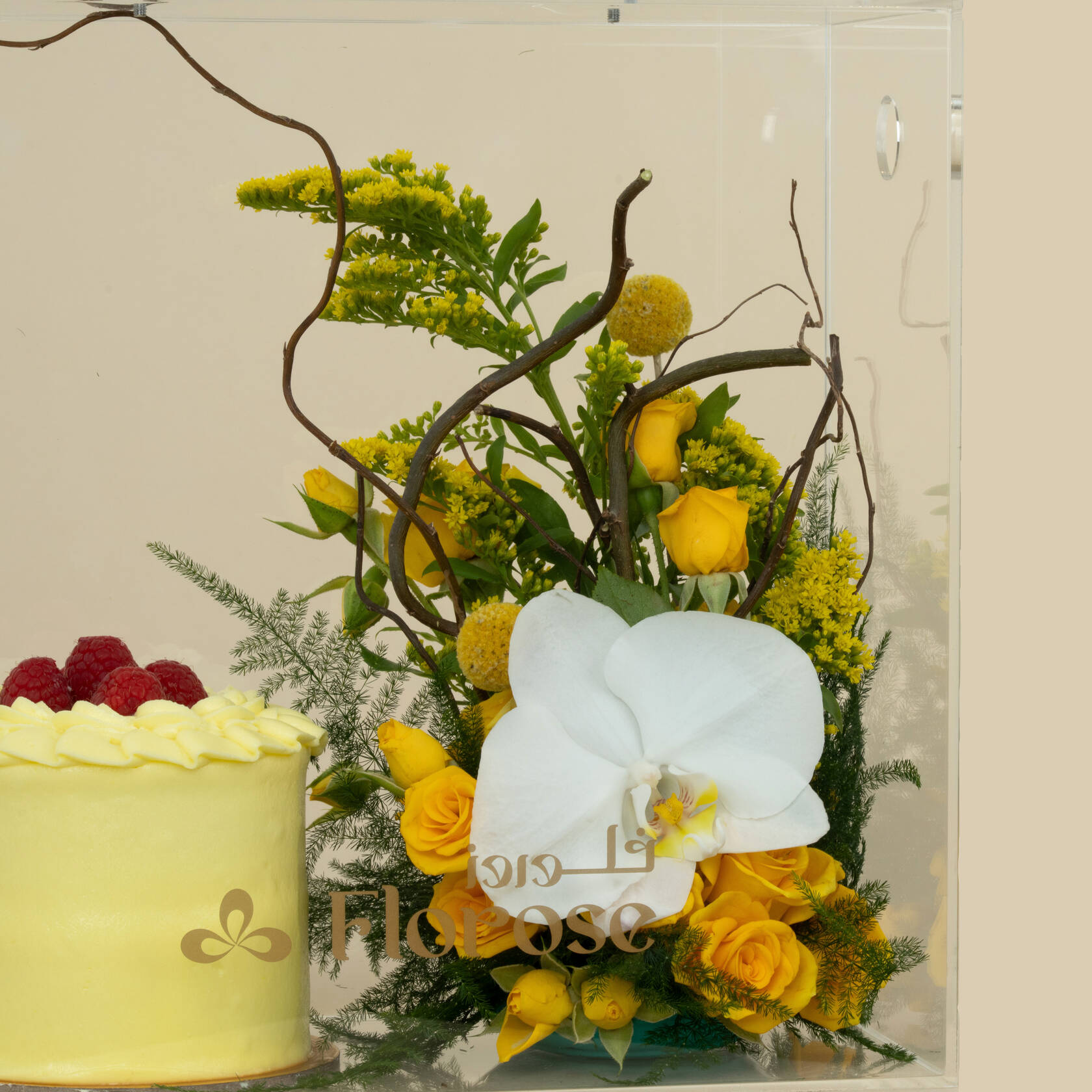 Helen Delight Cake | Happiness Bloom Acrylic Box Helen Delight Cake | Happiness Bloom Acrylic Box