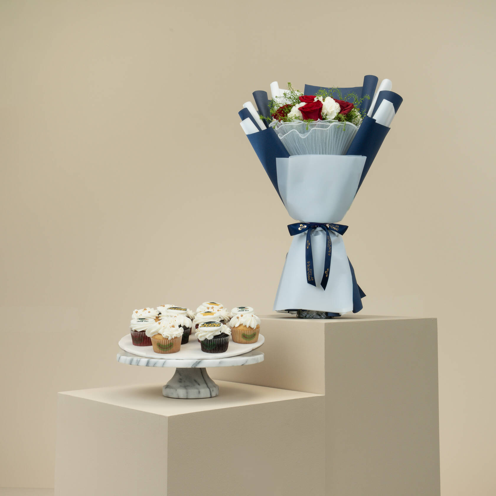 Helen’s Graduation Cupcakes | Bouquet of Affection Helen’s Graduation Cupcakes | Bouquet of Affection