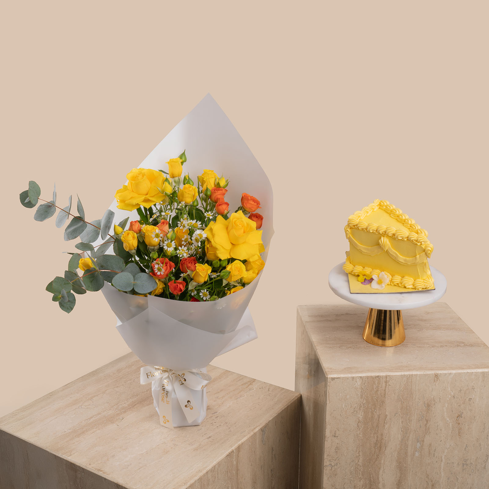 Sweet Atelier | Summer Lemon Cake | Summer Colors Bouquet Sweet Atelier | Summer Lemon Cake | Summer Colors Bouquet