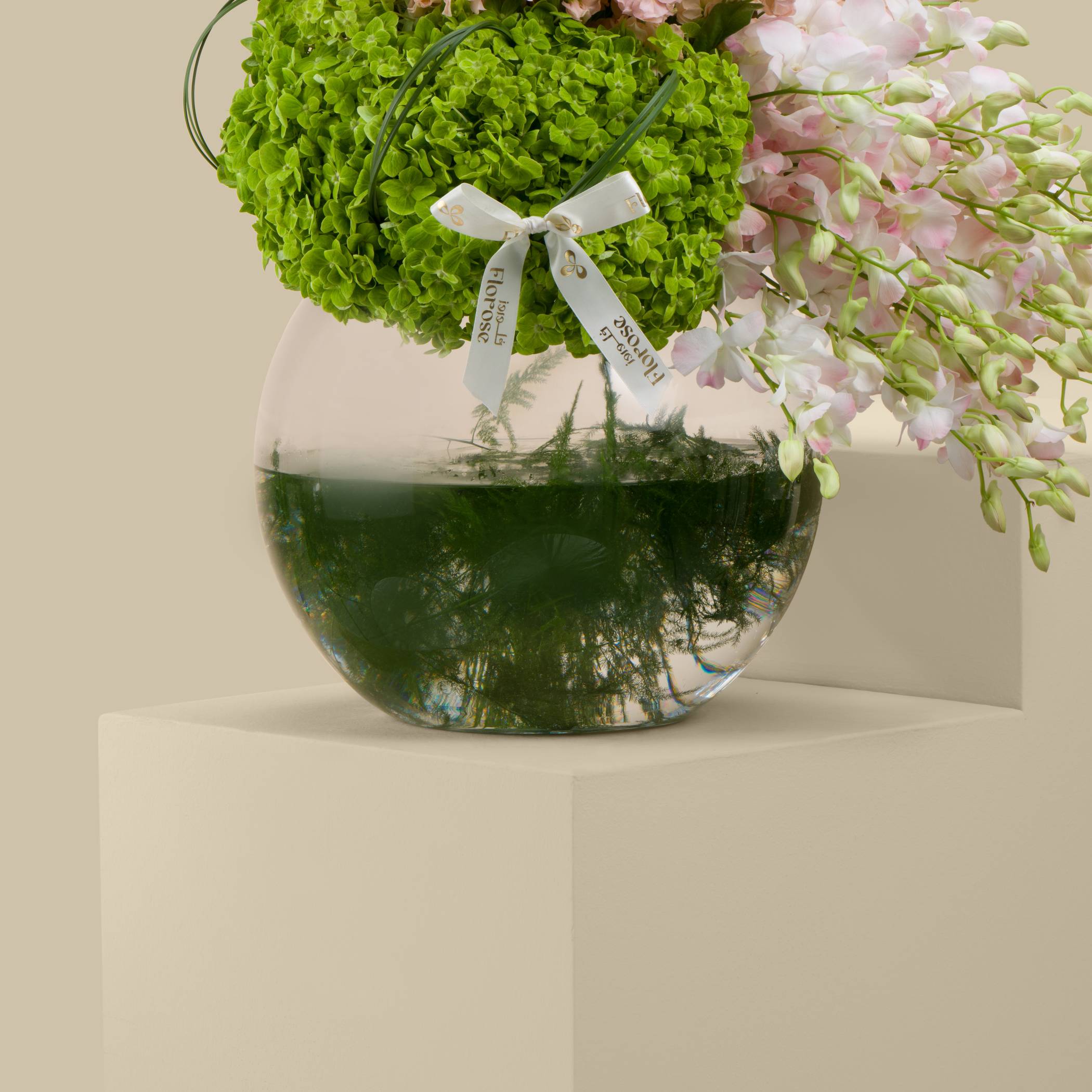 Elegance Round Vase Elegance Round Vase
