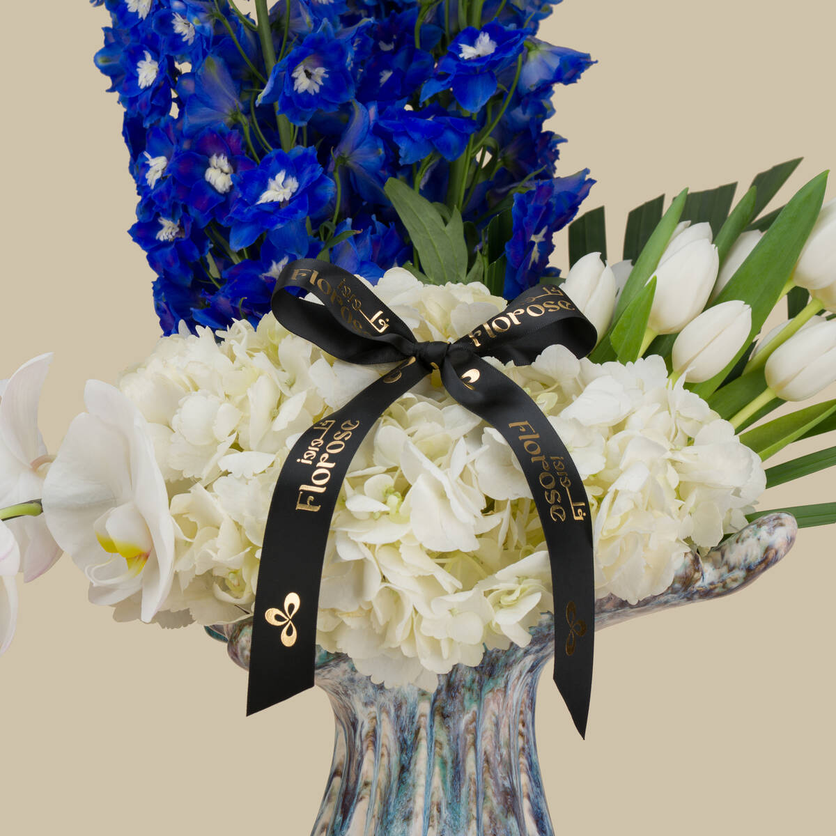 Vesta’s Glow Premium Vase Vesta’s Glow Premium Vase