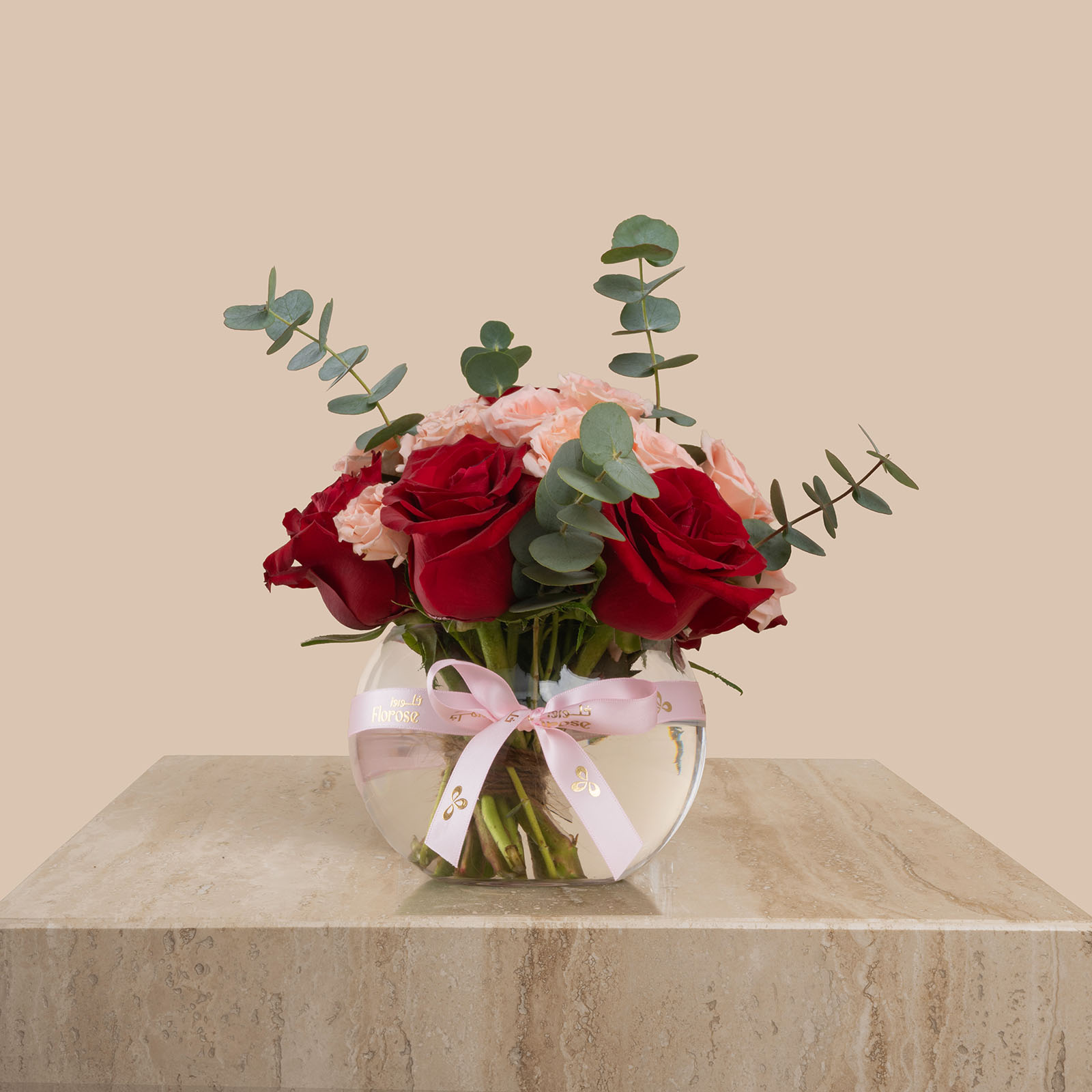 Rosy Passion Round Vase Rosy Passion Round Vase