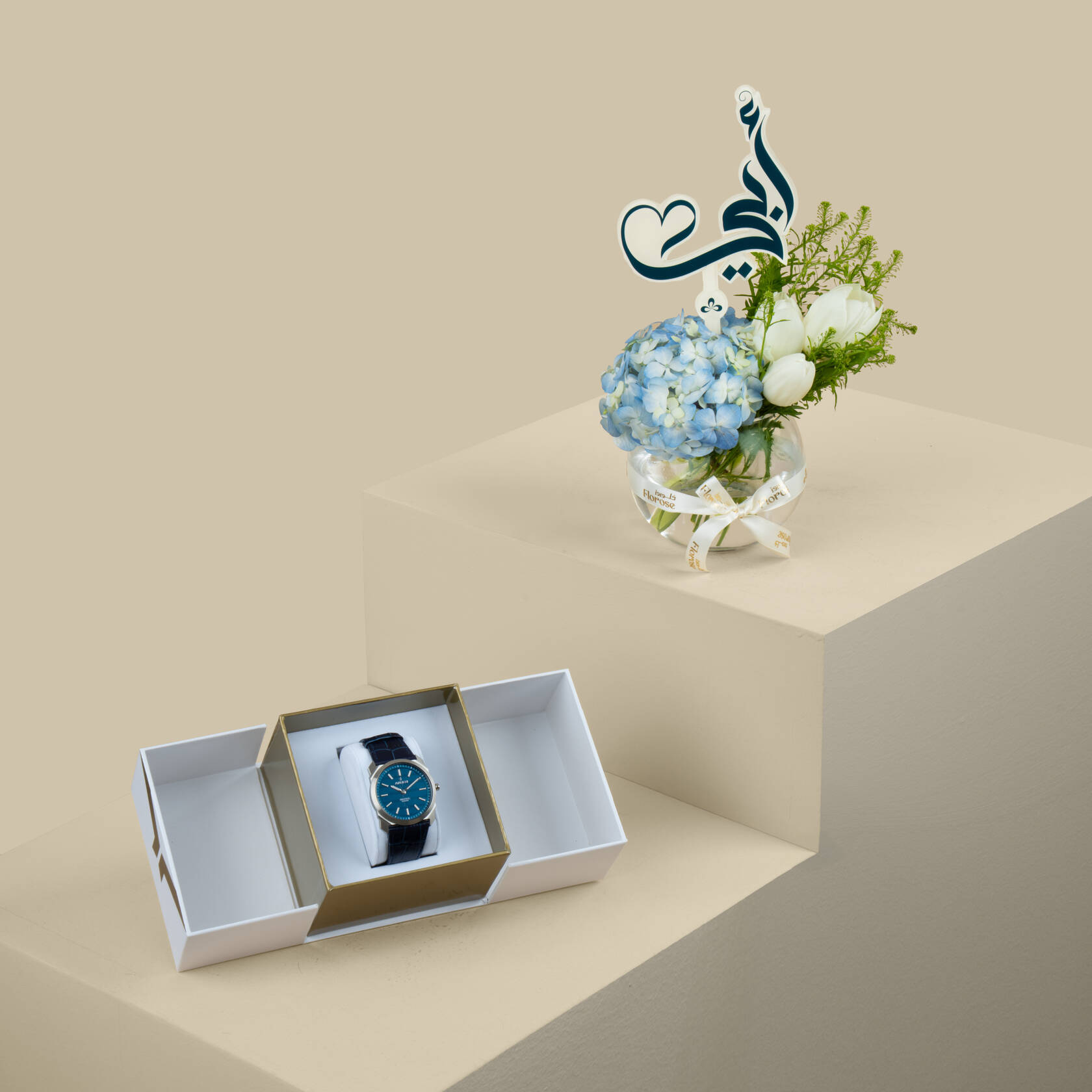 Avalieri Prestige Men's Whatch Blue Dial | Cloud Vase With Dad Topper Avalieri Prestige Men's Whatch Blue Dial | Cloud Vase With Dad Topper