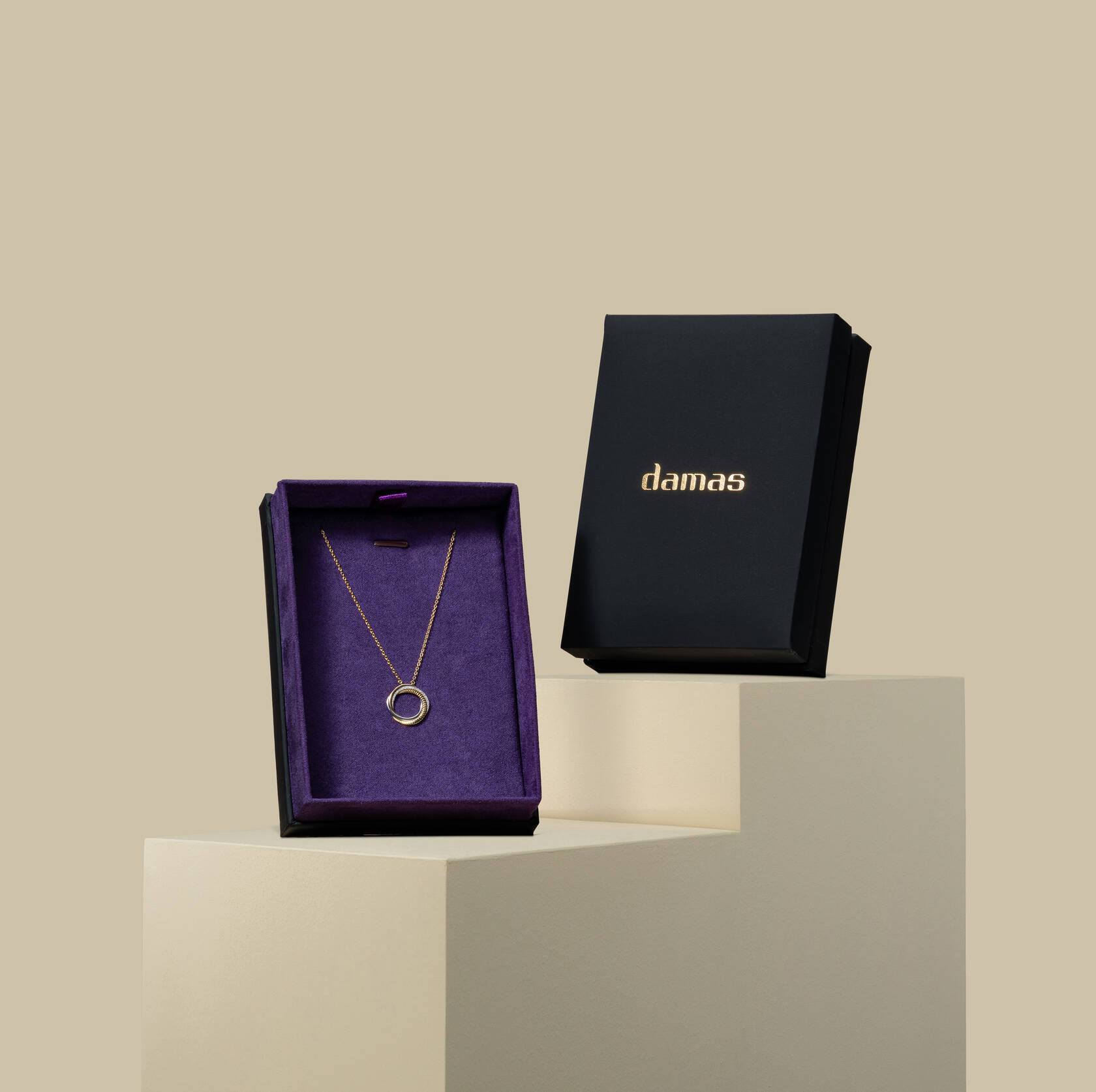 Damas | Revolve Trio Yellow Rose and White Gold Necklace with Diamonds Damas | Revolve Trio Yellow Rose and White Gold Necklace with Diamonds