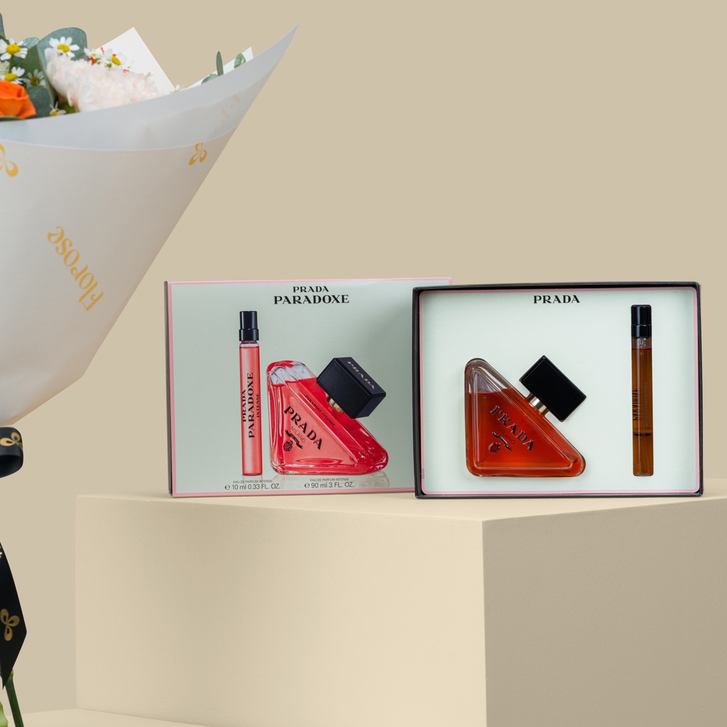 Prada Paradoxe Intense EDP Set | Pure White Bouquet Prada Paradoxe Intense EDP Set | Pure White Bouquet