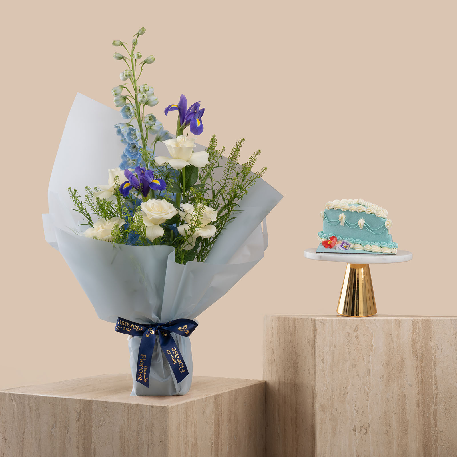 Sweet Atelier | Summer Vanilla Blueberry Cake | Azure Dream Bouquet Sweet Atelier | Summer Vanilla Blueberry Cake | Azure Dream Bouquet