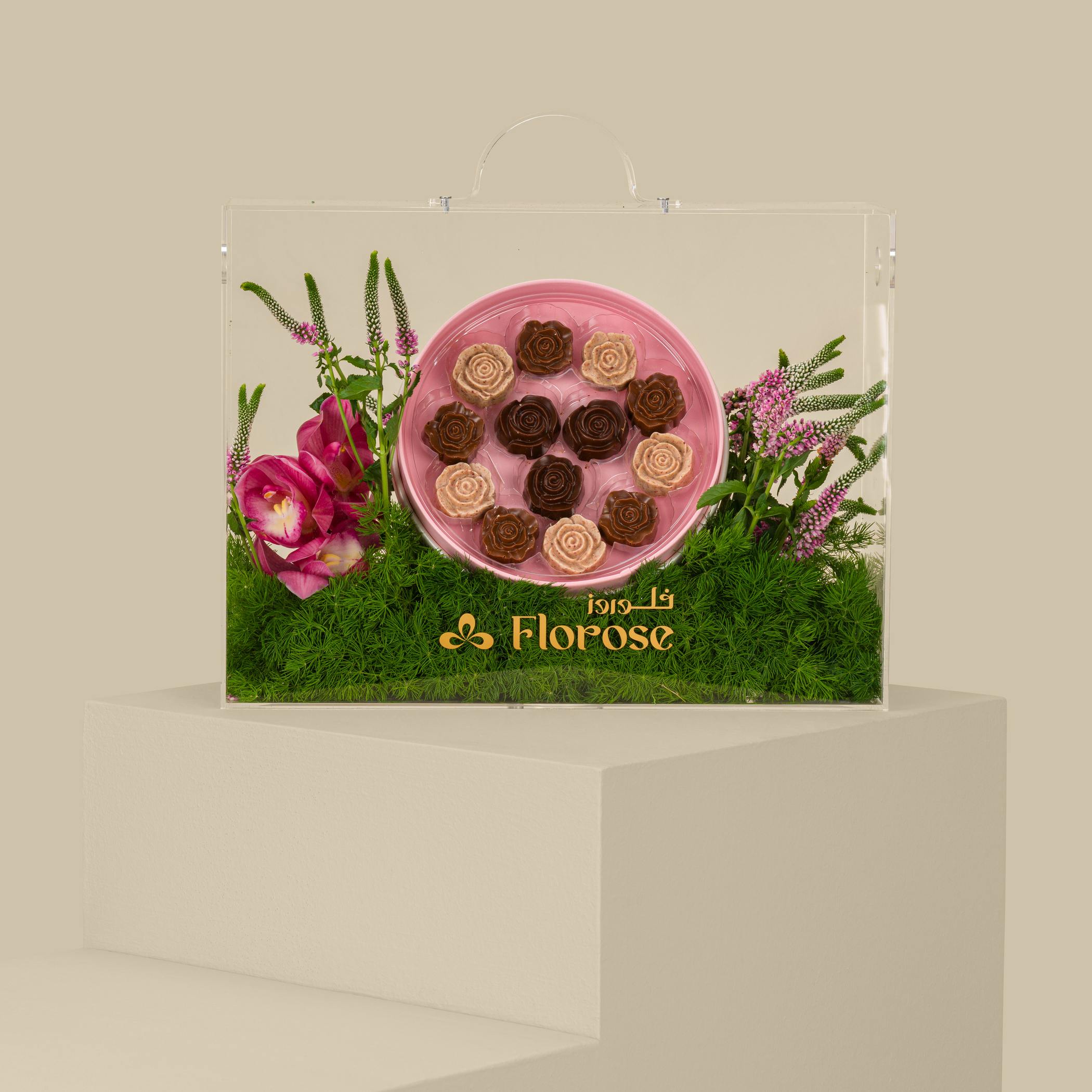 Bostani Medium Box Of Rose Chocolates | Delicate Flowers Bostani Medium Box Of Rose Chocolates | Delicate Flowers